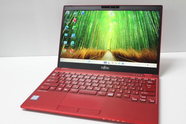 中古ノートPC】富士通〈LIFEBOOK UH90/C3〉Intel Core i7/SSD256GB 