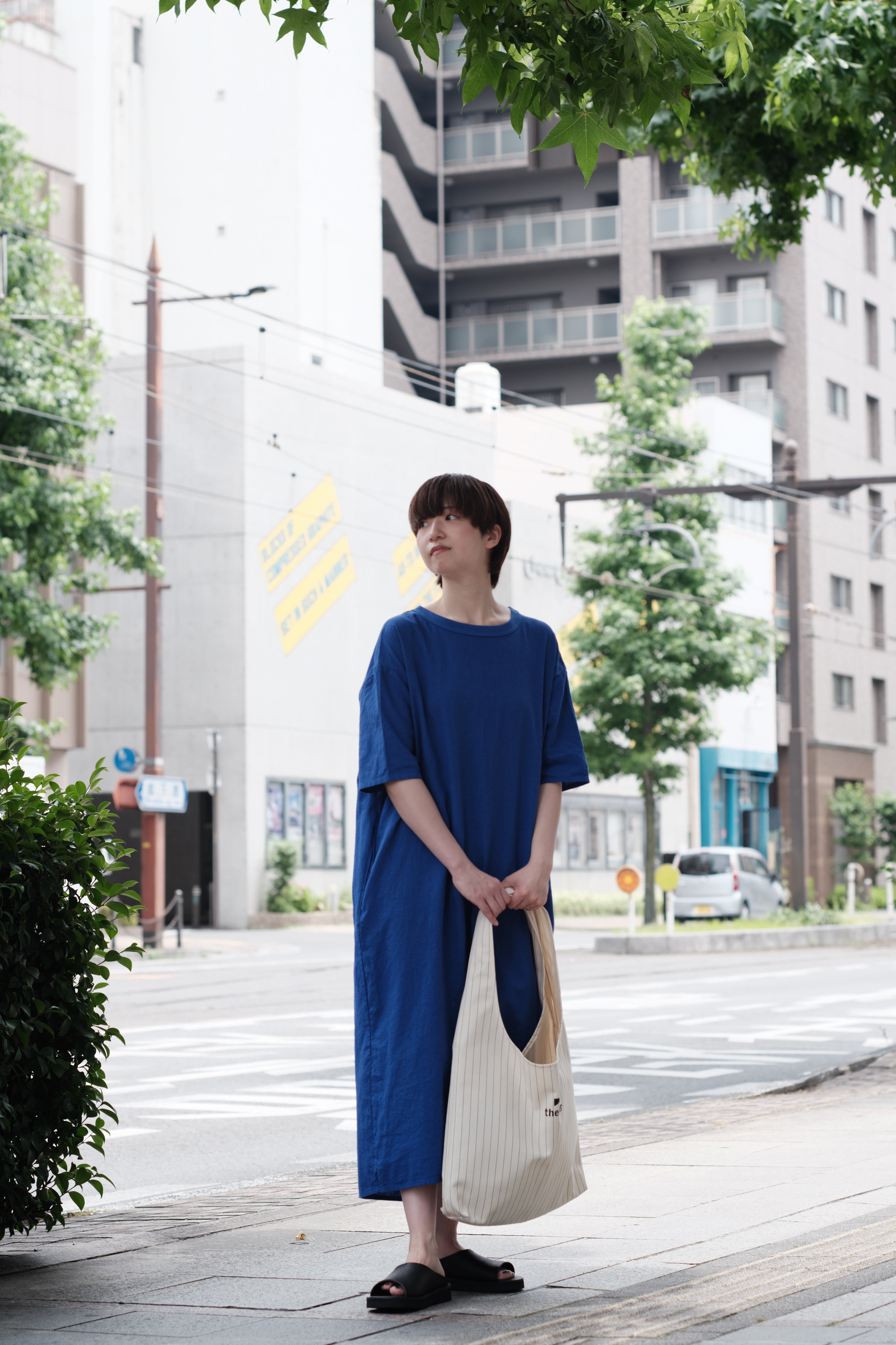 maillotバックタック 半袖 カットソーワンピース maillot】linen rich back tuck half sleeve shirt-OP | theater(シアター)
