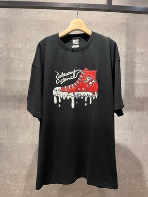 【ブラック】sneakers print tee