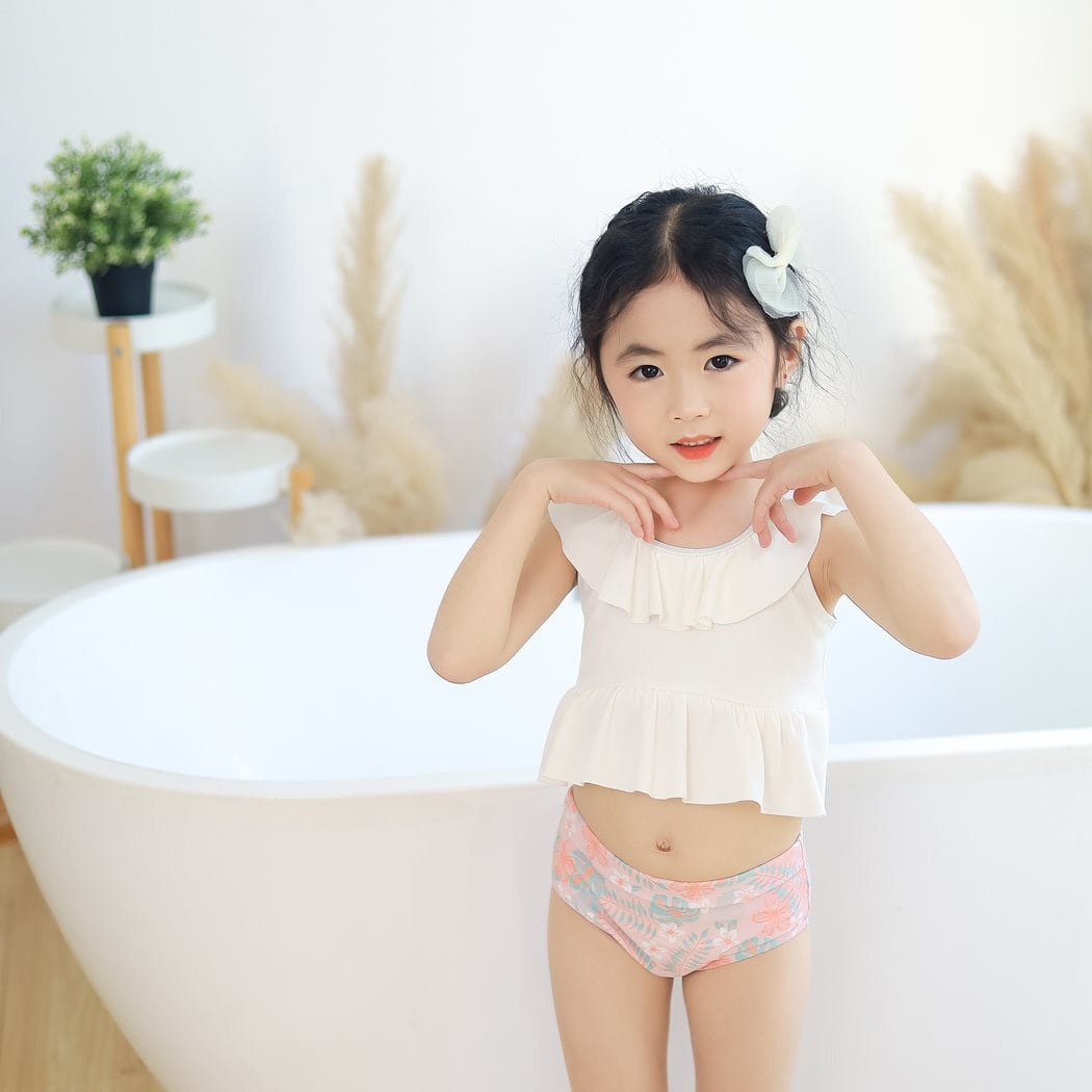 yunn⭐︎kids LIFEさま専用 メール便】キッズ タンキニ／kids429 | DAY CLOSET｜ レディースウェア