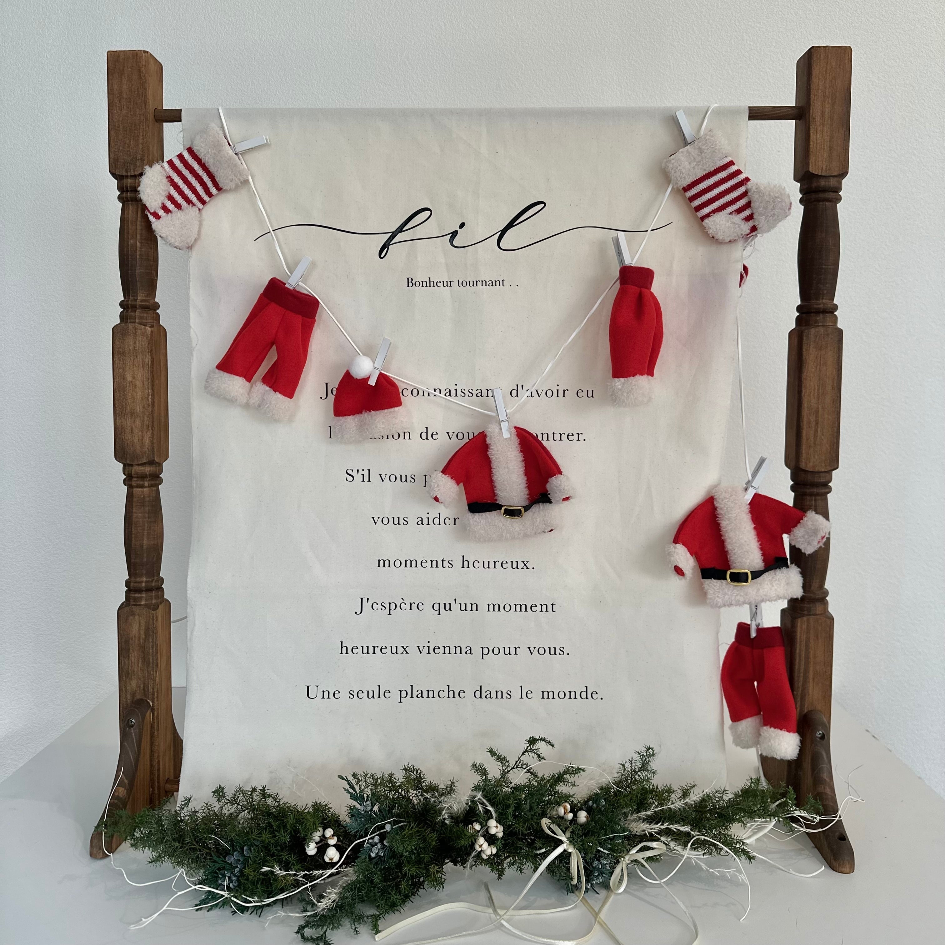 Santa costume garland