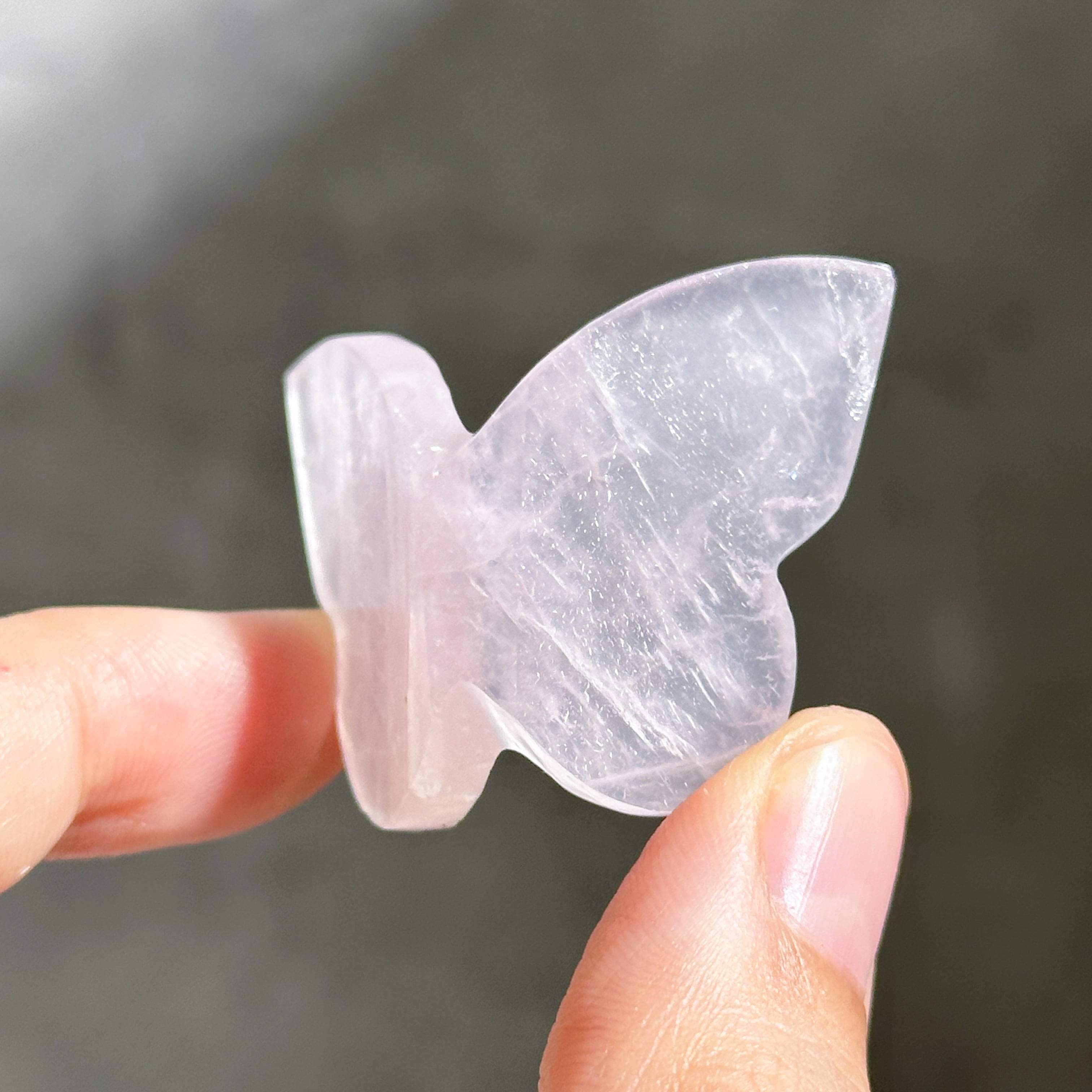 天然石ファイアークォーツ　蝶々お花彫刻パーツ　No.1967 ローズクォーツ 3D蝶 01◇ Rose Quartz Butterfly ◇天然石・鉱物