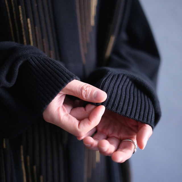 front and back 3D knit pattern loose sweater