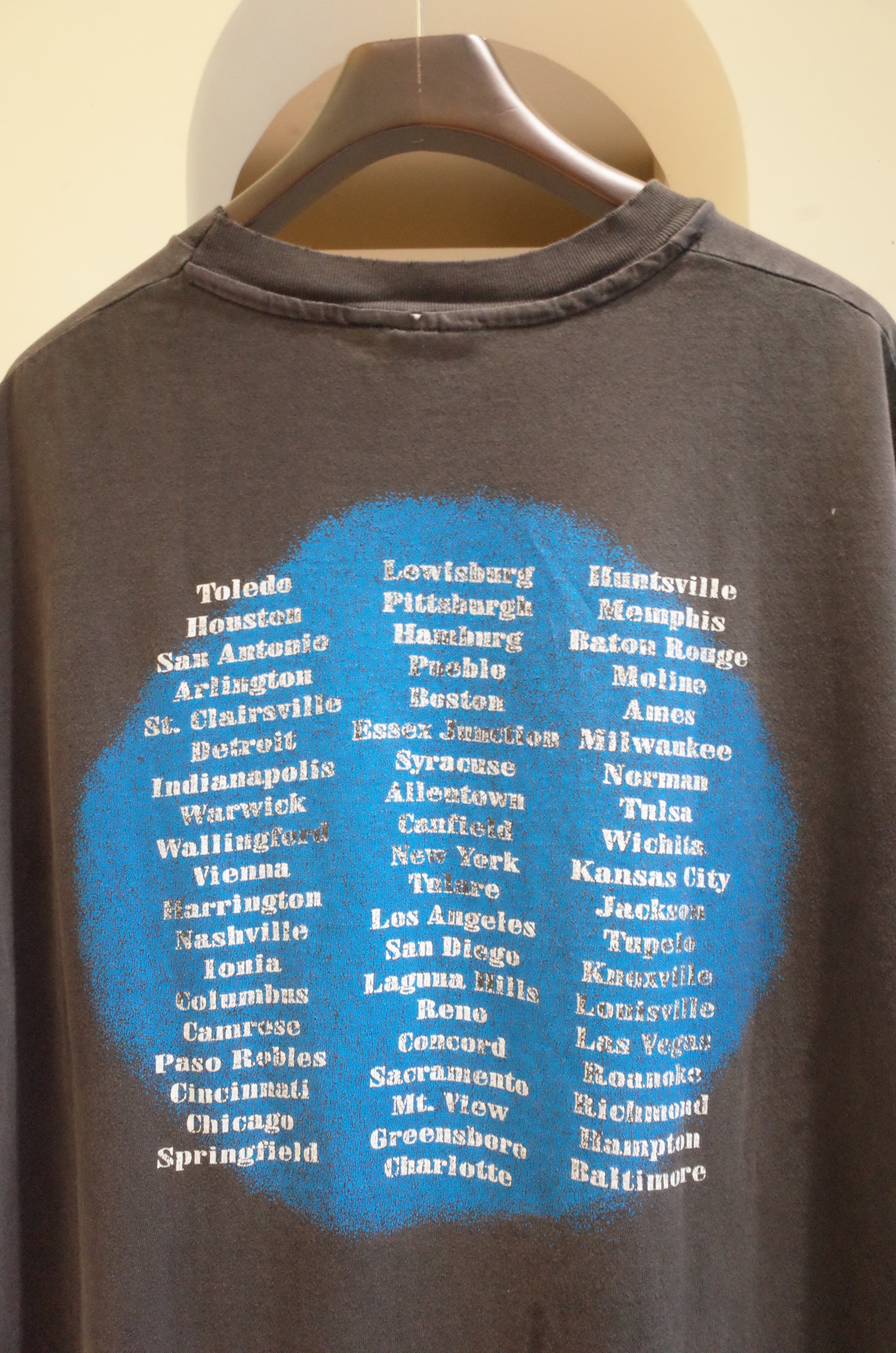90s VINCE GILL tour tee | theour