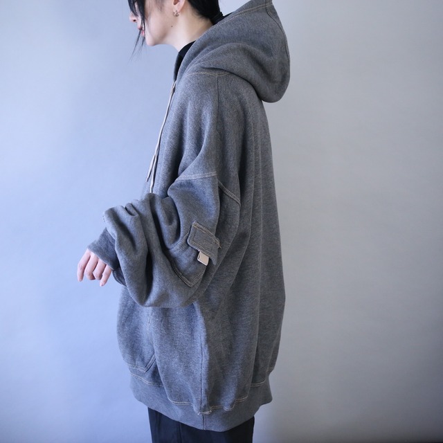 XXXXL super over silhouette stitch work gimmick design sweat parka