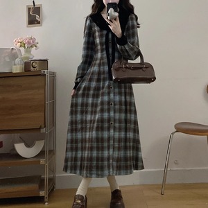 【送料無料】 ロングワンピ マキシ 長袖 Vネック 襟付き Aライン フレア プルオーバー リボン 可愛い 大人可愛い シンプル カジュアル コンサバ 上品 おしゃれ お洒落 レトロ こなれ感 フェミニン ガーリー チェック柄 秋 冬 レディース 女性用 ママ 30代 40代 デート お出かけ 女子会 お呼ばれ 休日 お茶会 授業参観 着回し 普段使い ファッション コーデ スタイル 楽ちん 体型カバー 垢抜け ママ服
