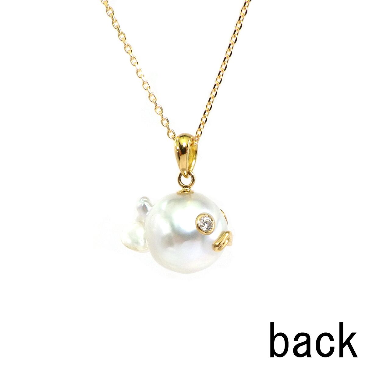 K18YG 南洋白蝶真珠ペンダントトップ《金魚》（KR80112） | KAWABE