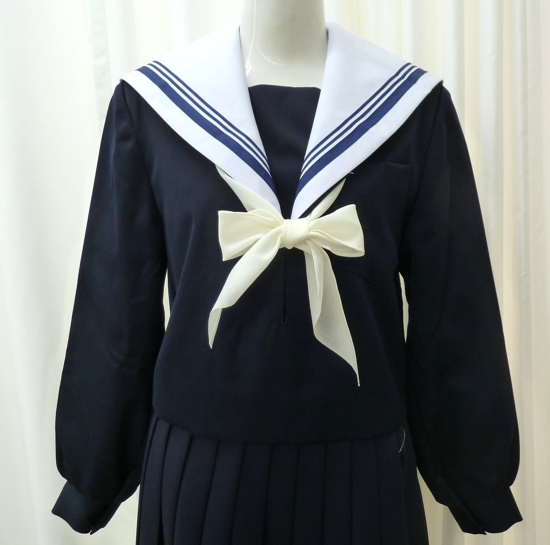 旧タイプ 紺色セーラー服（上着のみ） 白三本線 衿カバーサービス