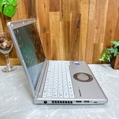 2021年 Panasonic Let’s note SV1 / 第11世代 Core i5 / メモリ16GB / SSD256GB / 12.1インチFHD