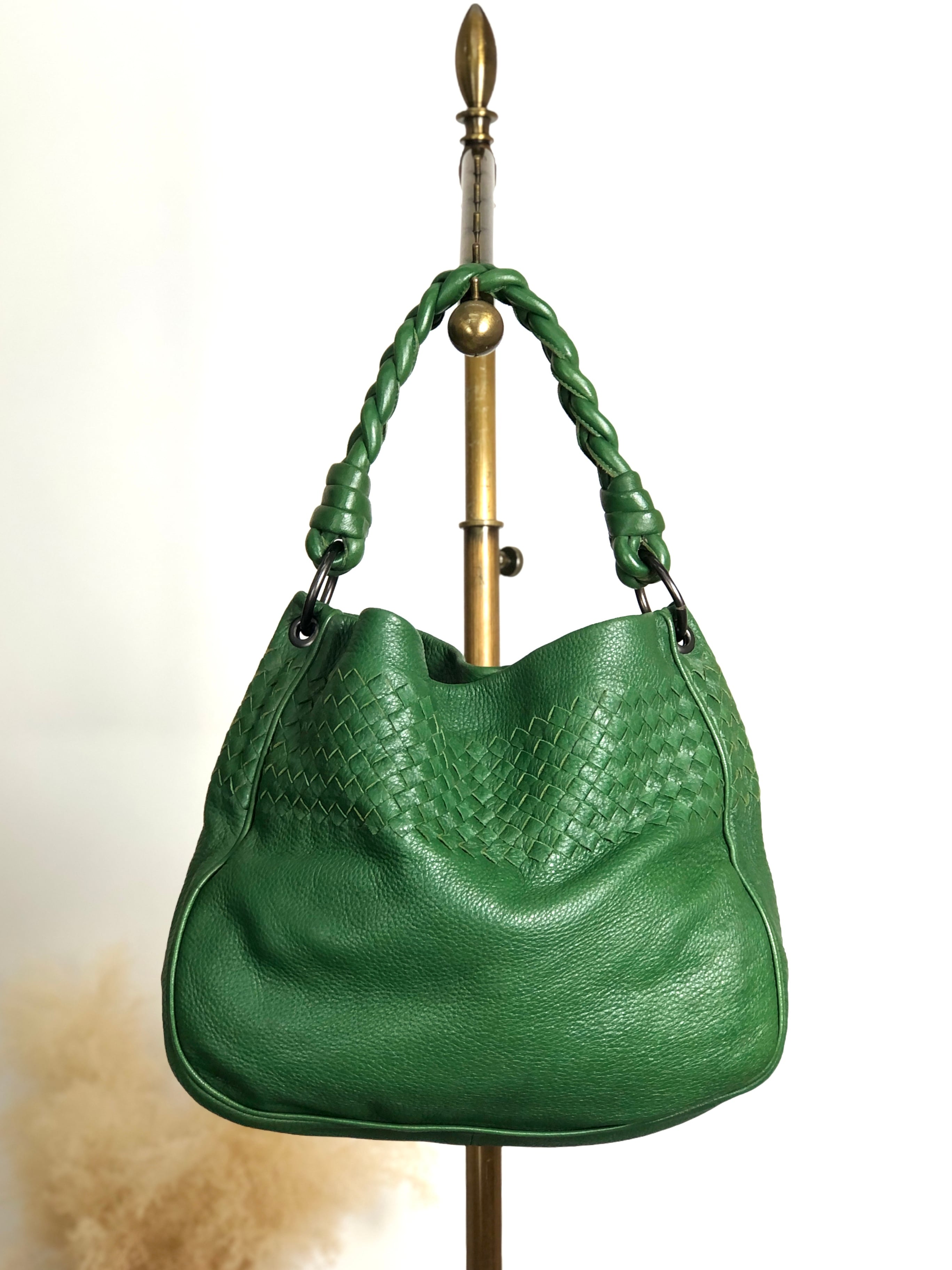Bottega Veneta ボッテガ・ヴェネタ ショルダーバッグ グリーン レザー