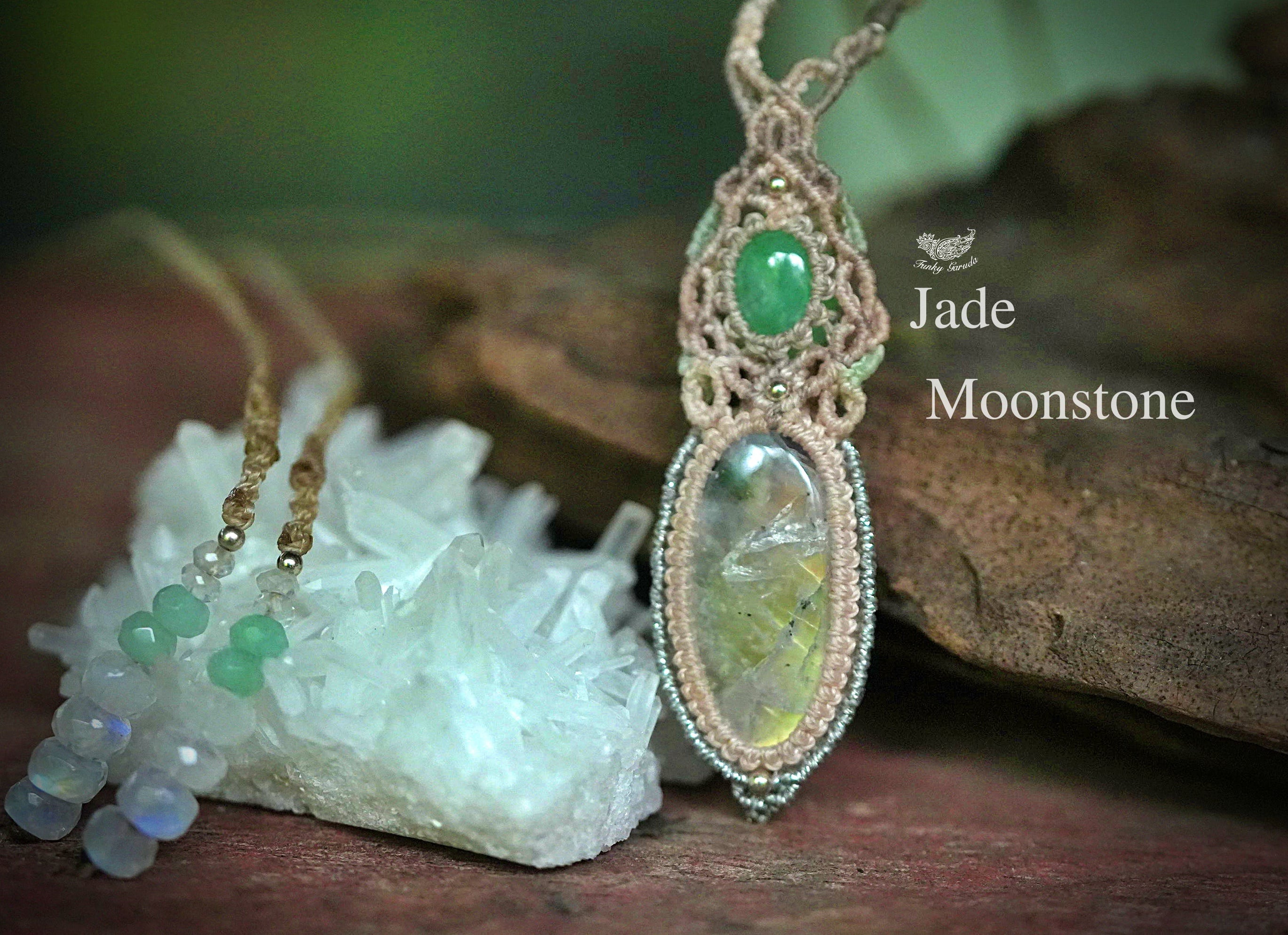 星の輝き★翡翠★レインボームーンストーン★ マクラメネックレス1686