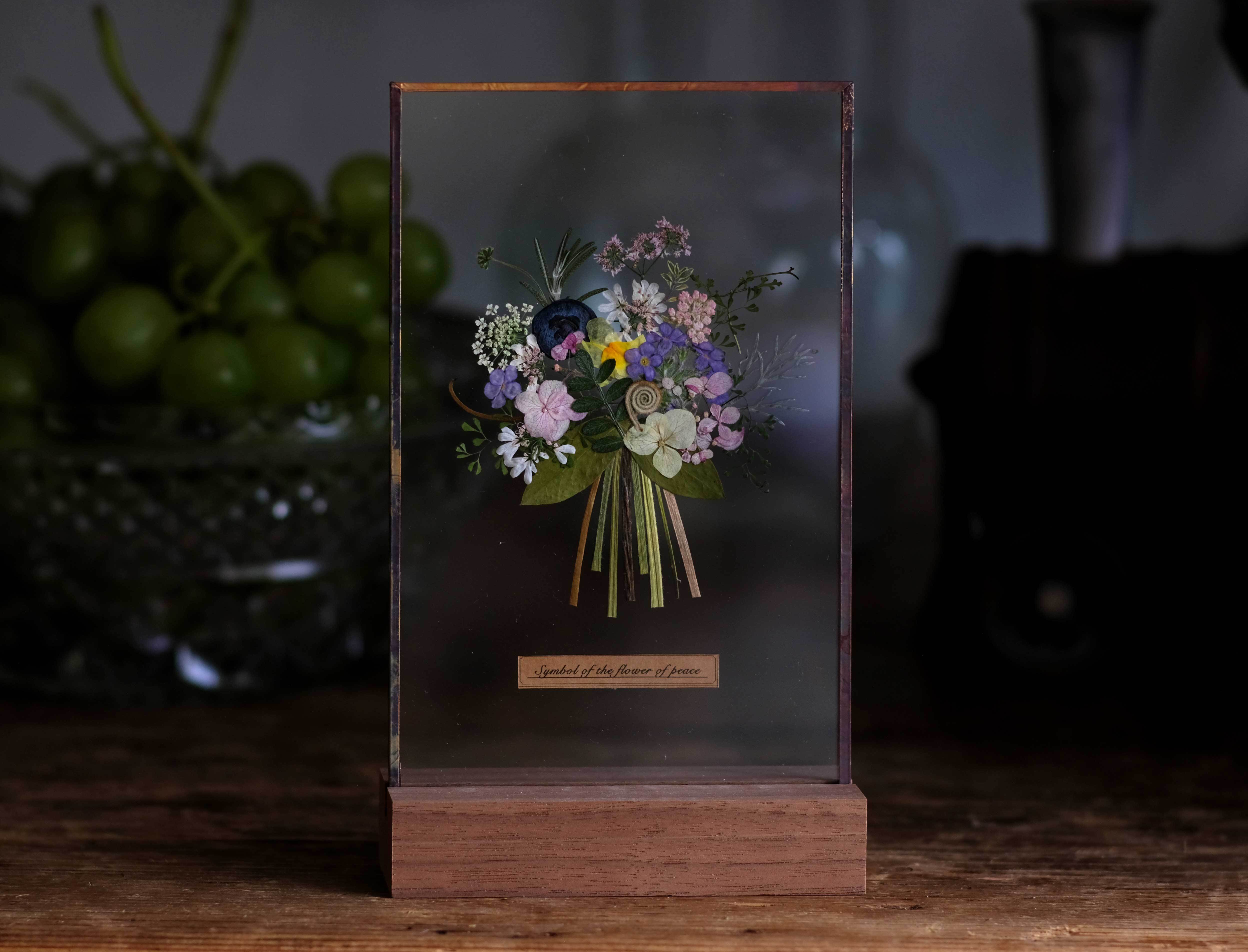 はいいろオオカミ 花屋 西別府商店 ガラス標本 桜 Glass Speciment /ガラス標本 | はいいろオオカミ+花屋西別府商店
