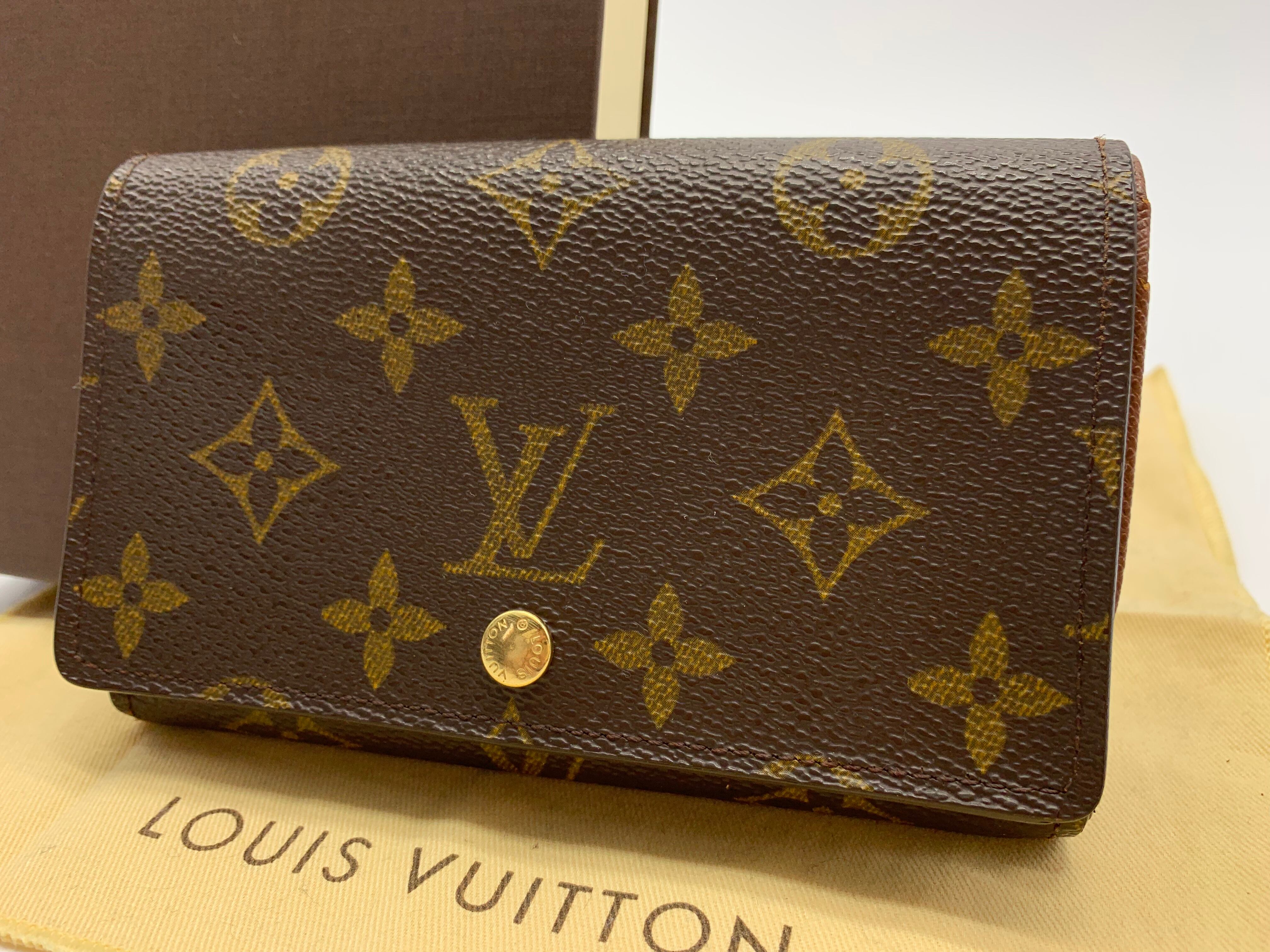 LOUIS VUITTON ルイヴィトン 長財布 折り財布 ジップ モノグラム