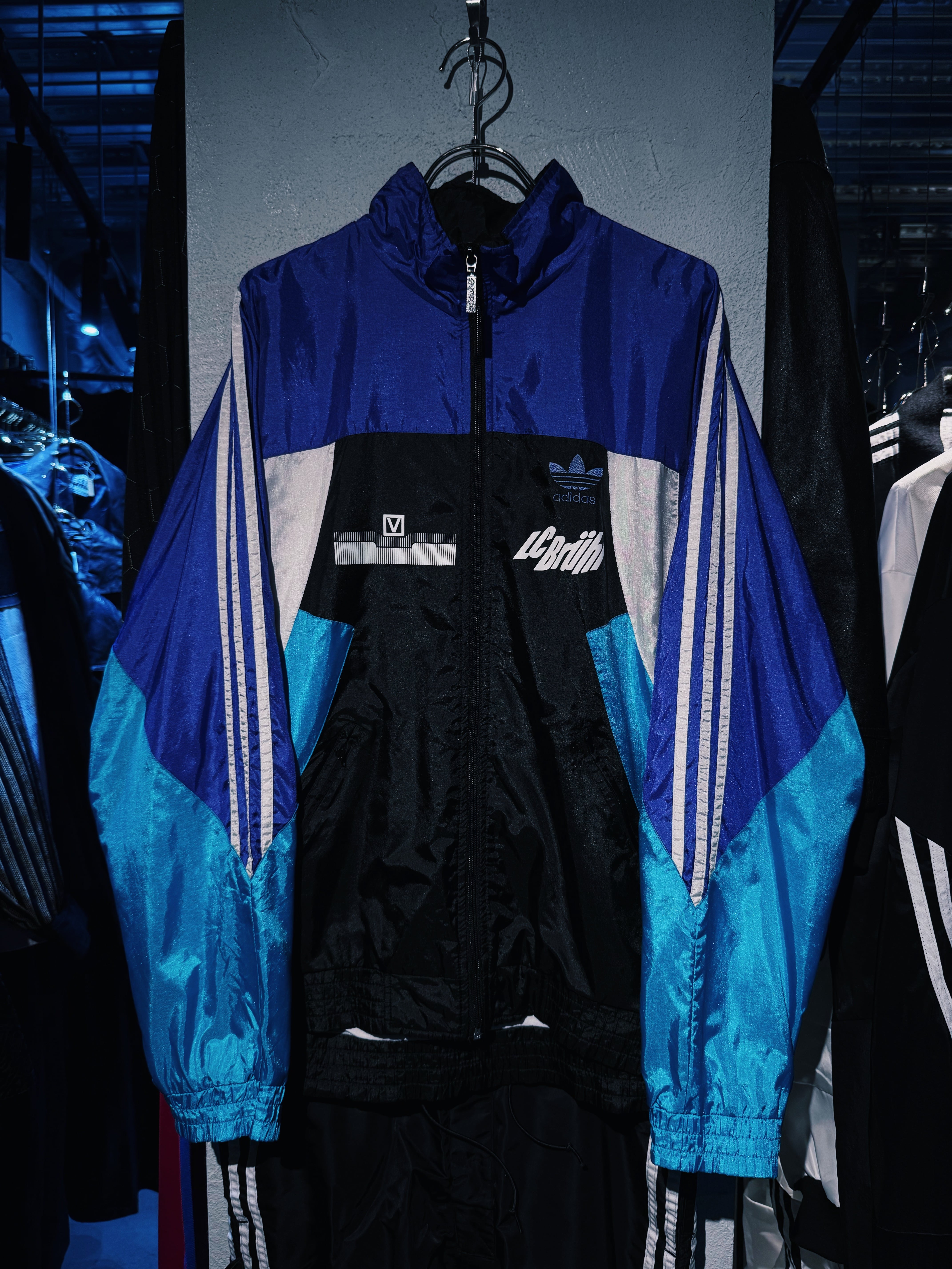 【D4C】80's vintage "adidas Originals" switching design track jacket