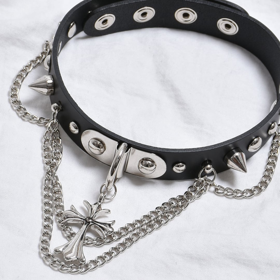 1/14新着】メタルプレートクロススタッズチョーカー | VOLCAN&APHRODITE