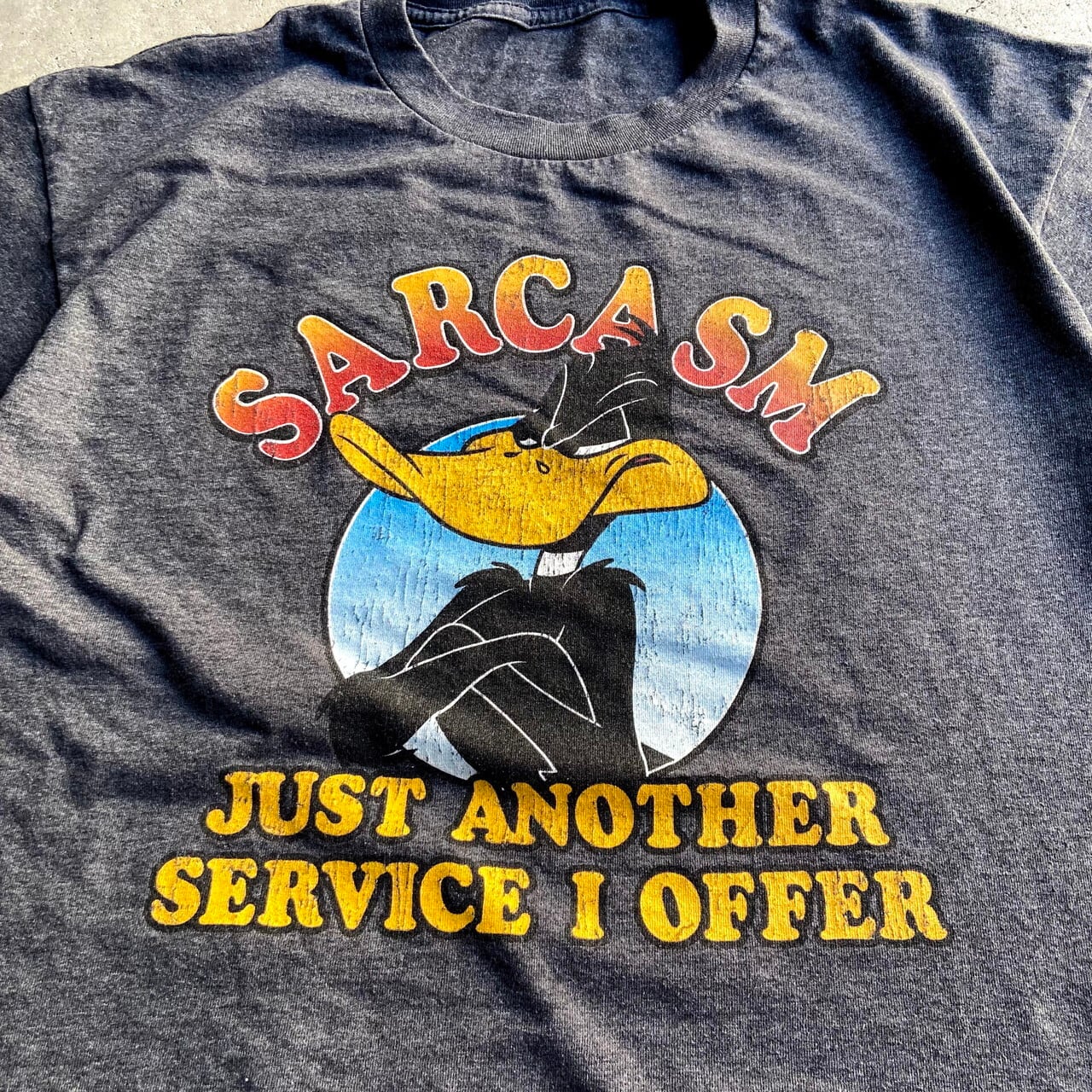 ルーニーテューンズ ダフィーダック キャラクタープリントTシャツ