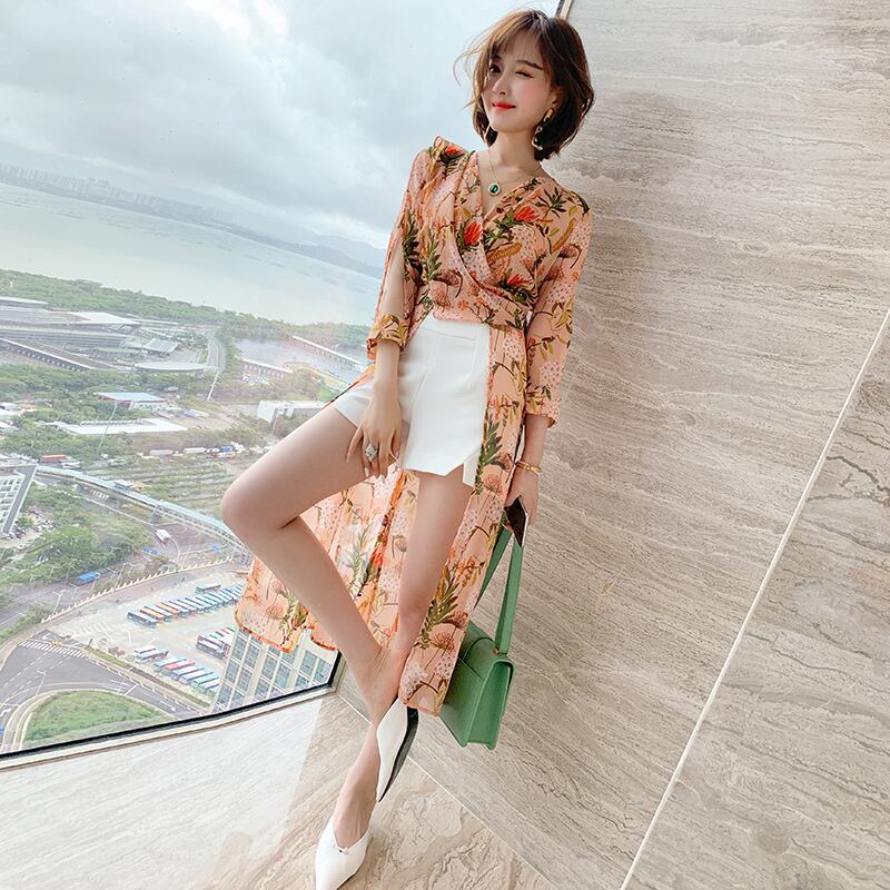 プリントVネックロングスリットトップス ウェスト薄手ホワイトショーツ スプリング 春物 サマー 夏物 ブルマー MIUCO92472020097