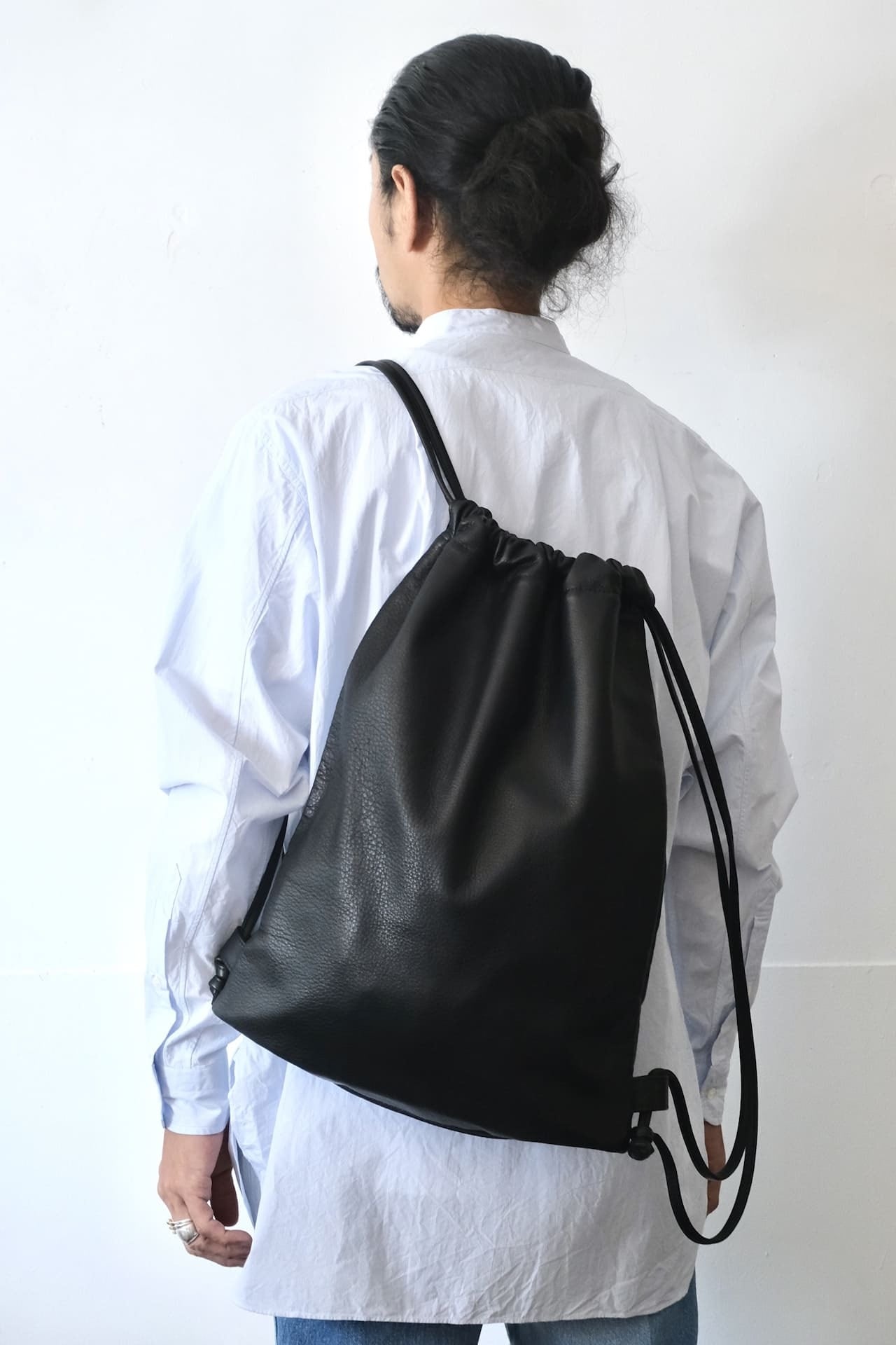 FUJITO Leather Knapsack Black | Directors Web Shop