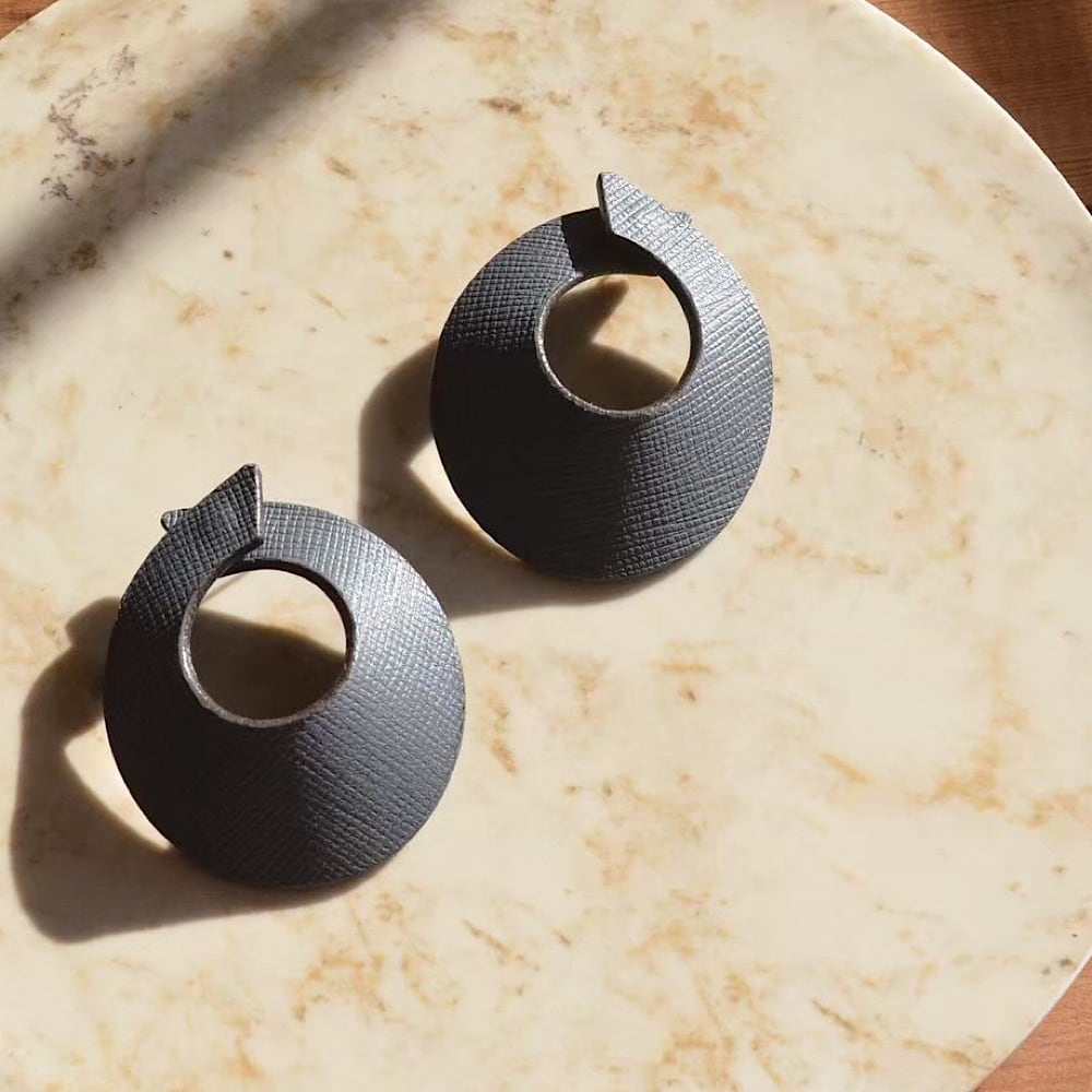 leather pierce/earring 《Goat Connect》3colors | TO DAY'S BOUTIQUE