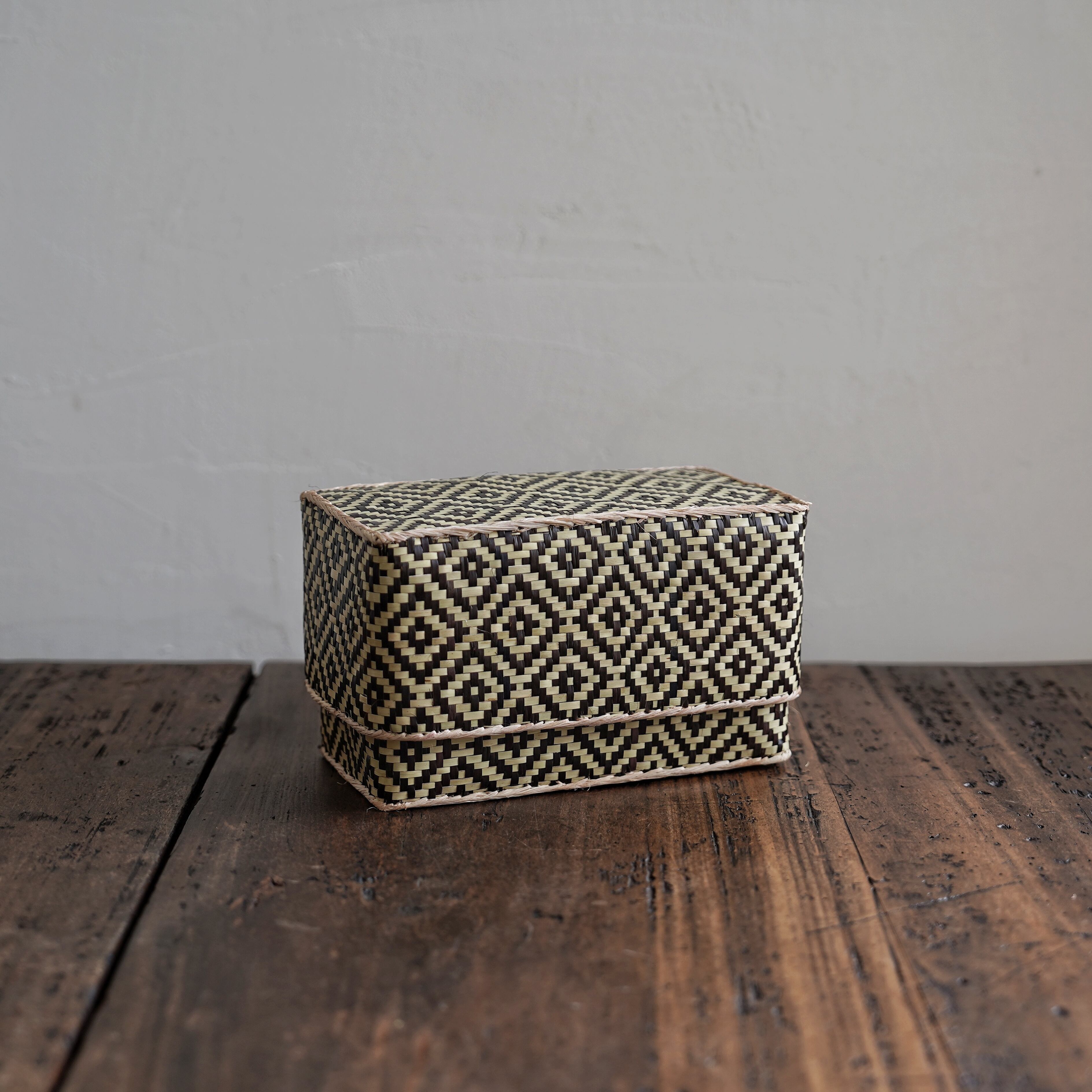 チヒ編みボックス S