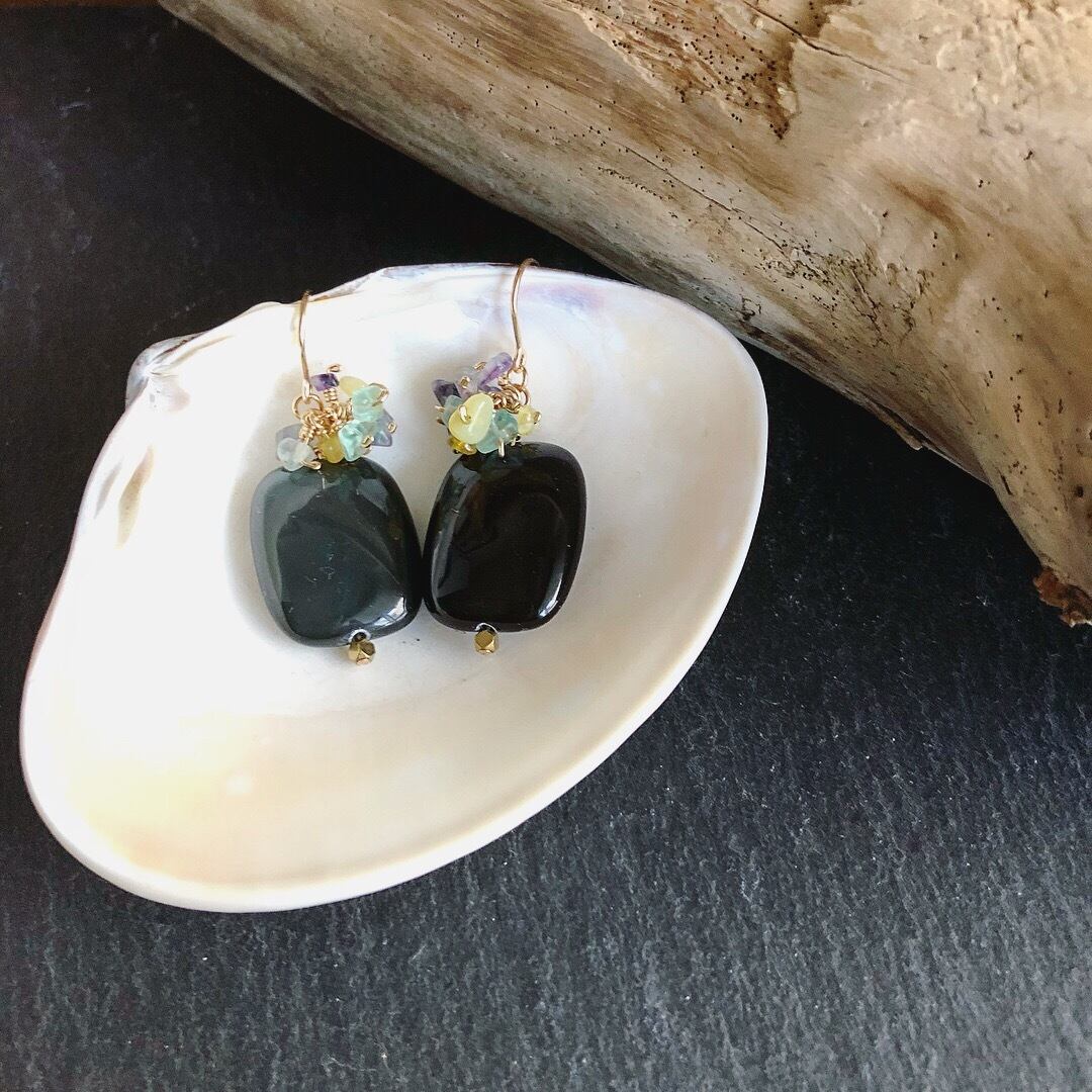 レインボーオブシディアン×イエローオパール×アンティークフローライトのピアス
