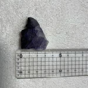 クラスター2. 濃いパープルフローライト