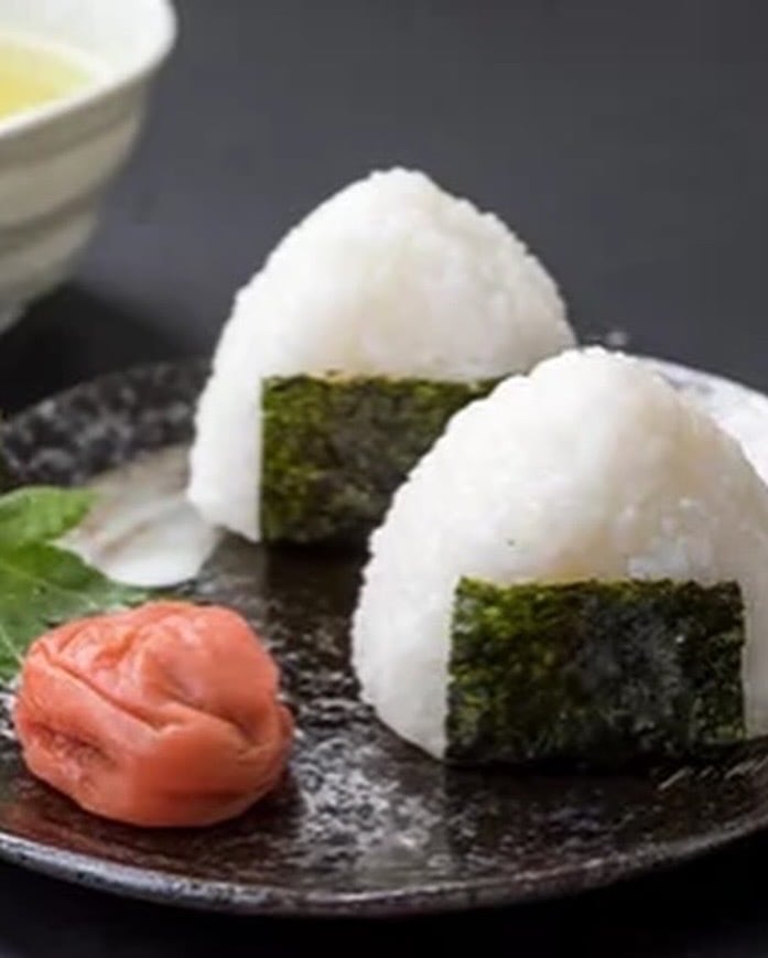 おにぎりカスタム確認用 富士パックス販売 おにぎり達人 FP-363 / おにぎり 型 押すだけ 簡単