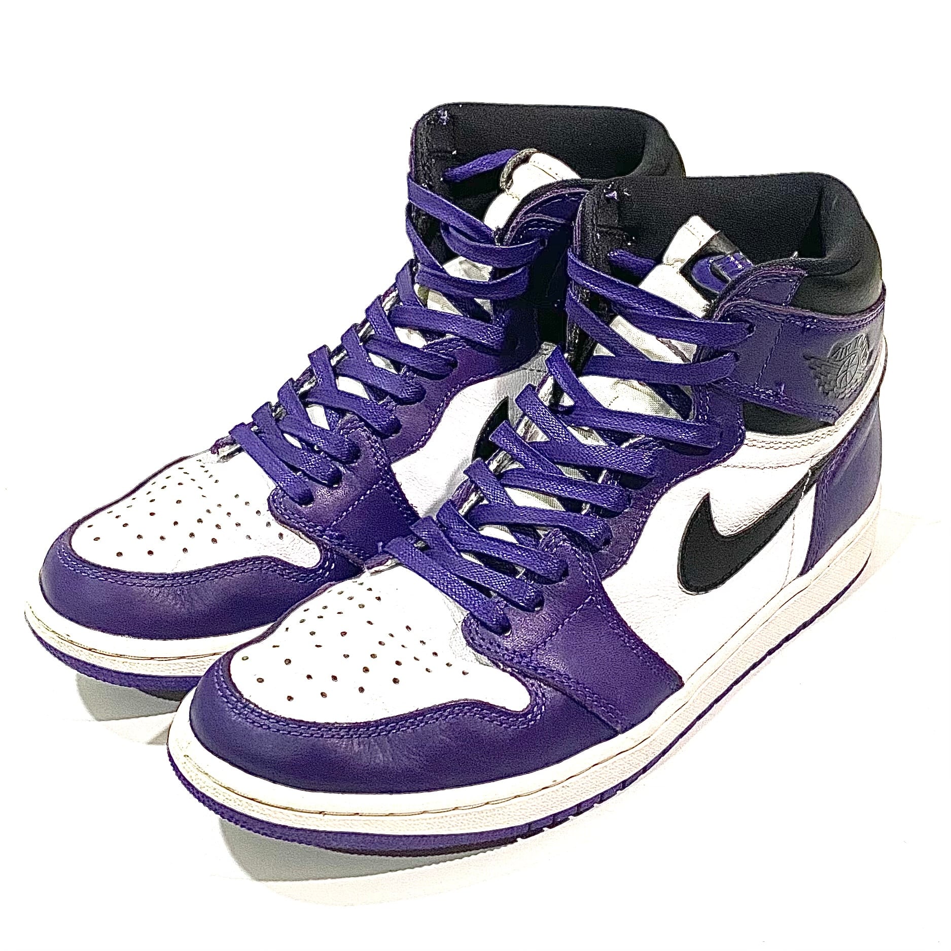 court purple cream laces