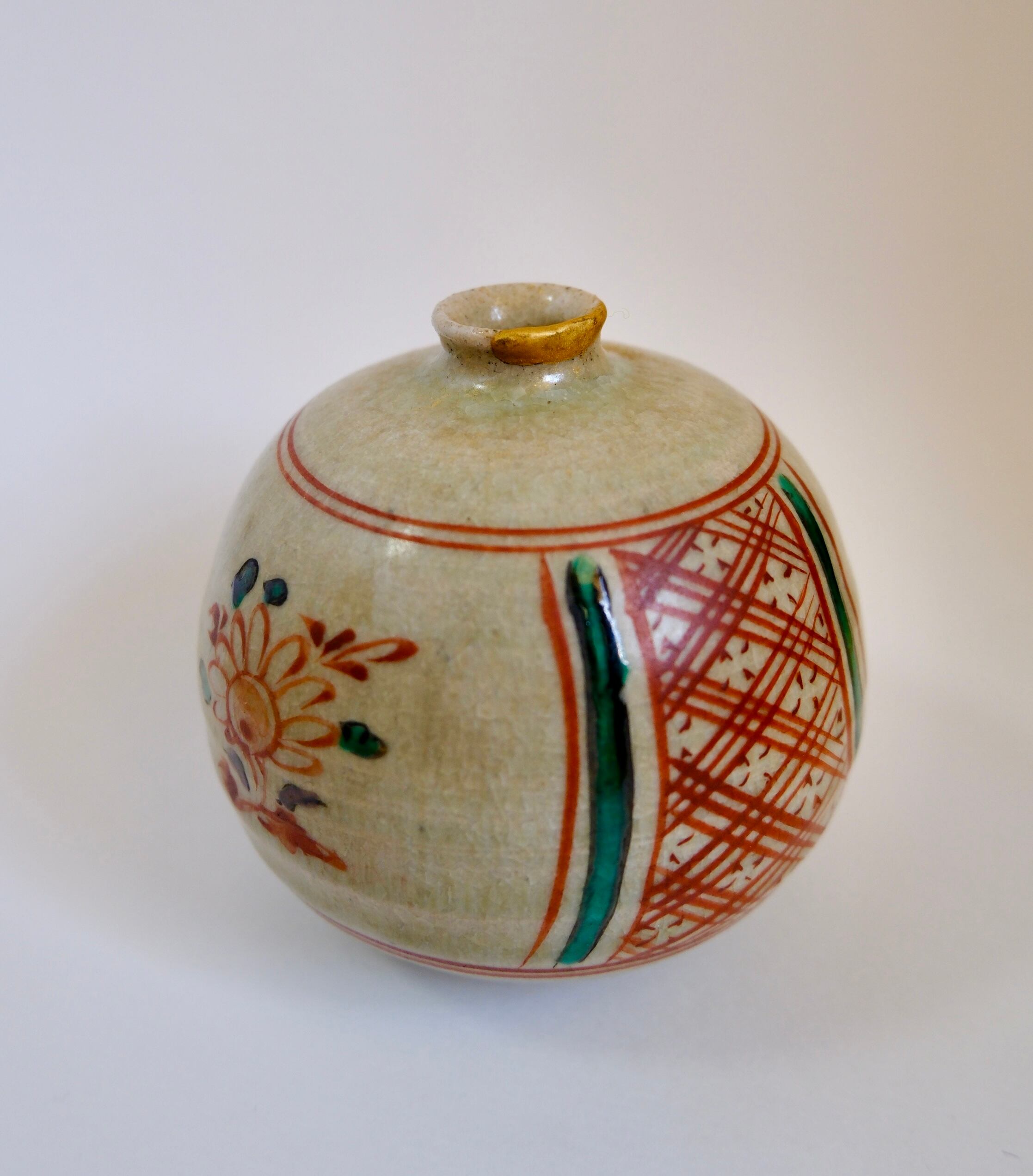 KINTSUGI Japanese Hand-Painted Bud Vase – Crackle Glaze with Golden Rim | One of a Kind