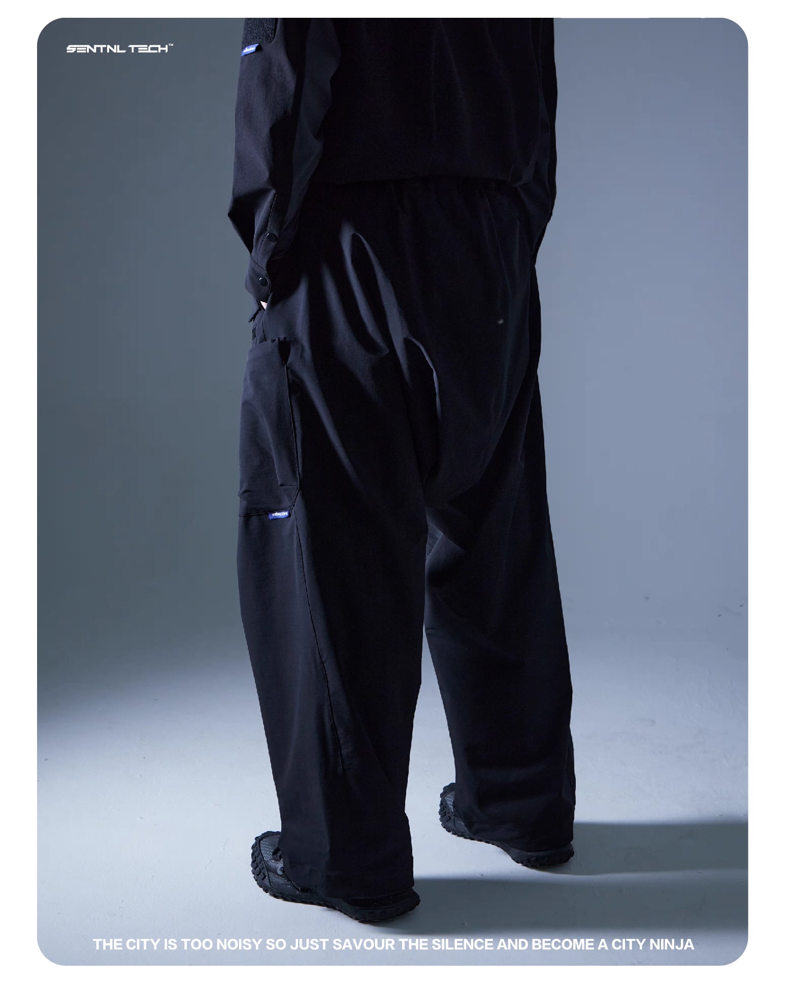 【即完売・絶版モデル】urkool　ユアクール　 ジッパー　サルエルパンツ 　黒 SILENSTORM ワイドレッグ ルーズサルエルパンツ | テックウェア専門店