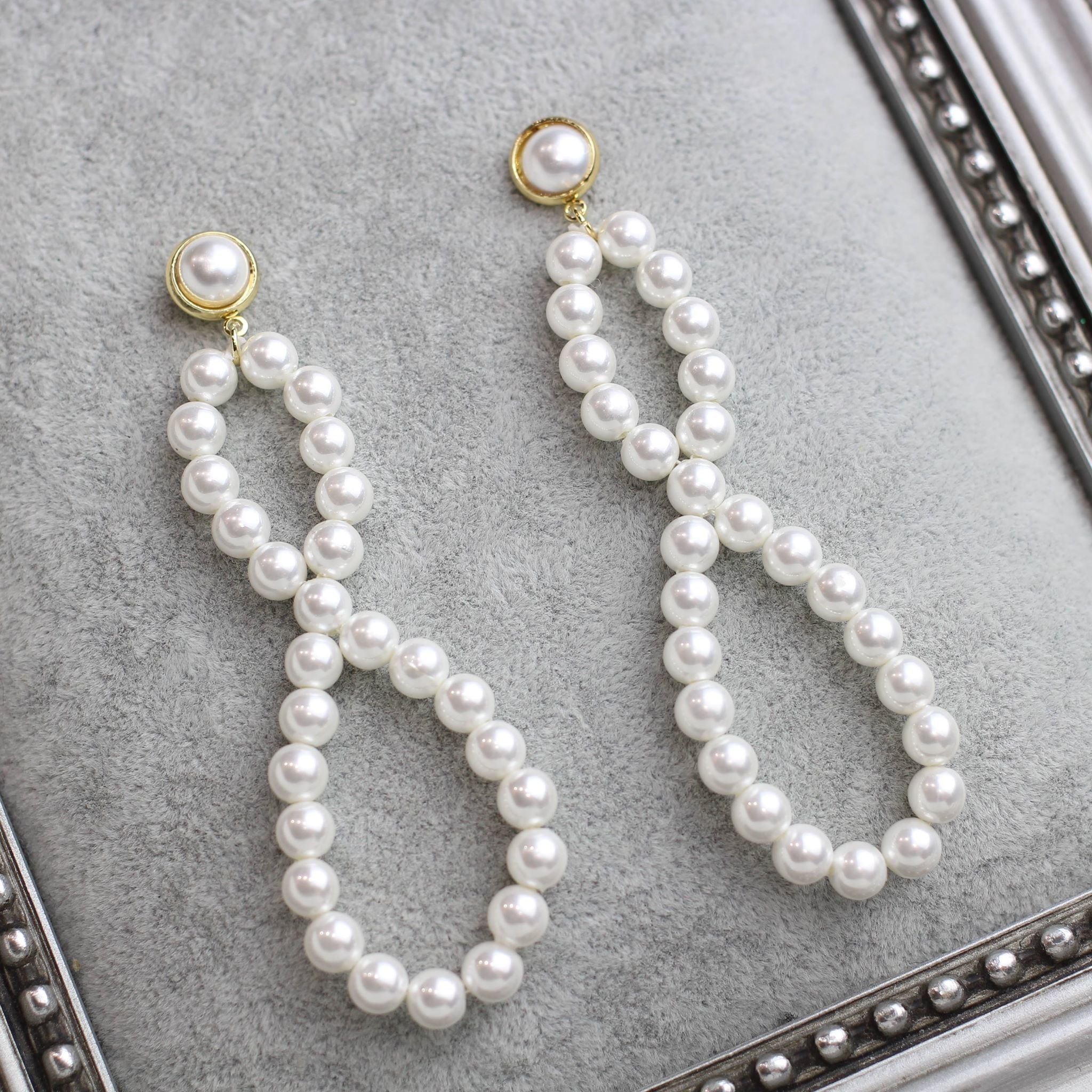 ペイル・ド・パール~ゴールドピアス (p0064)