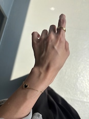 ブラックハートブレスレット