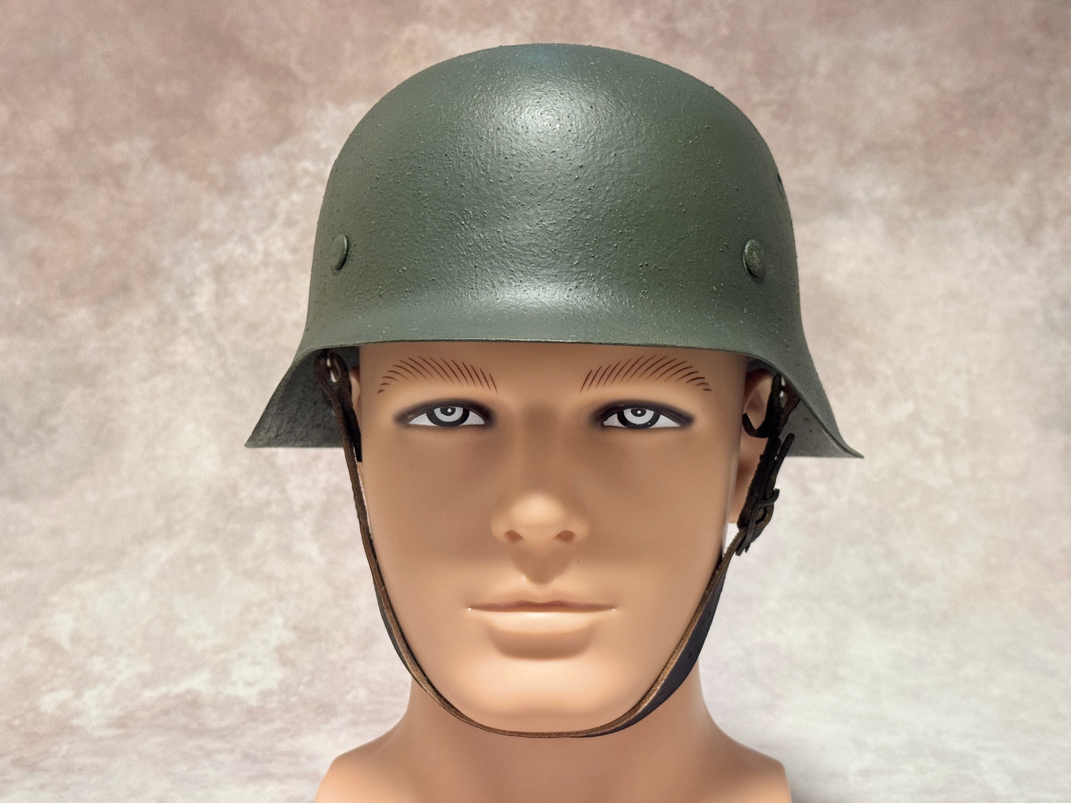 実物】WWⅡ ドイツ軍 M42シュタールヘルメット レストア品 Q64 57cm