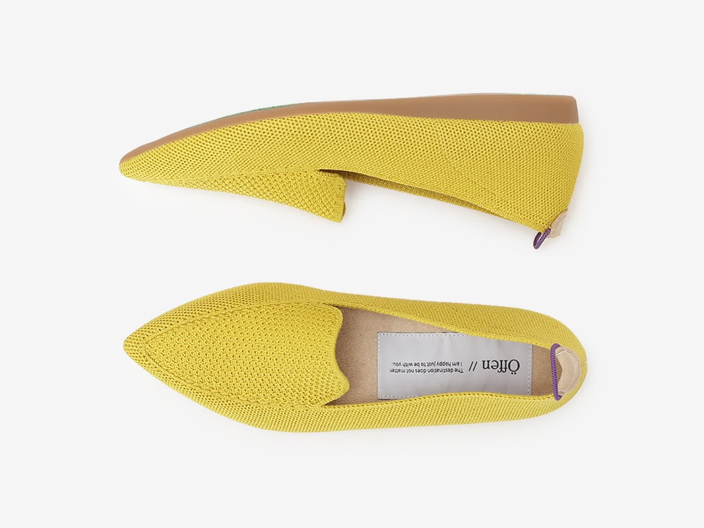 pointed-MUSEUM / YELLOW | Offen powered by BASE