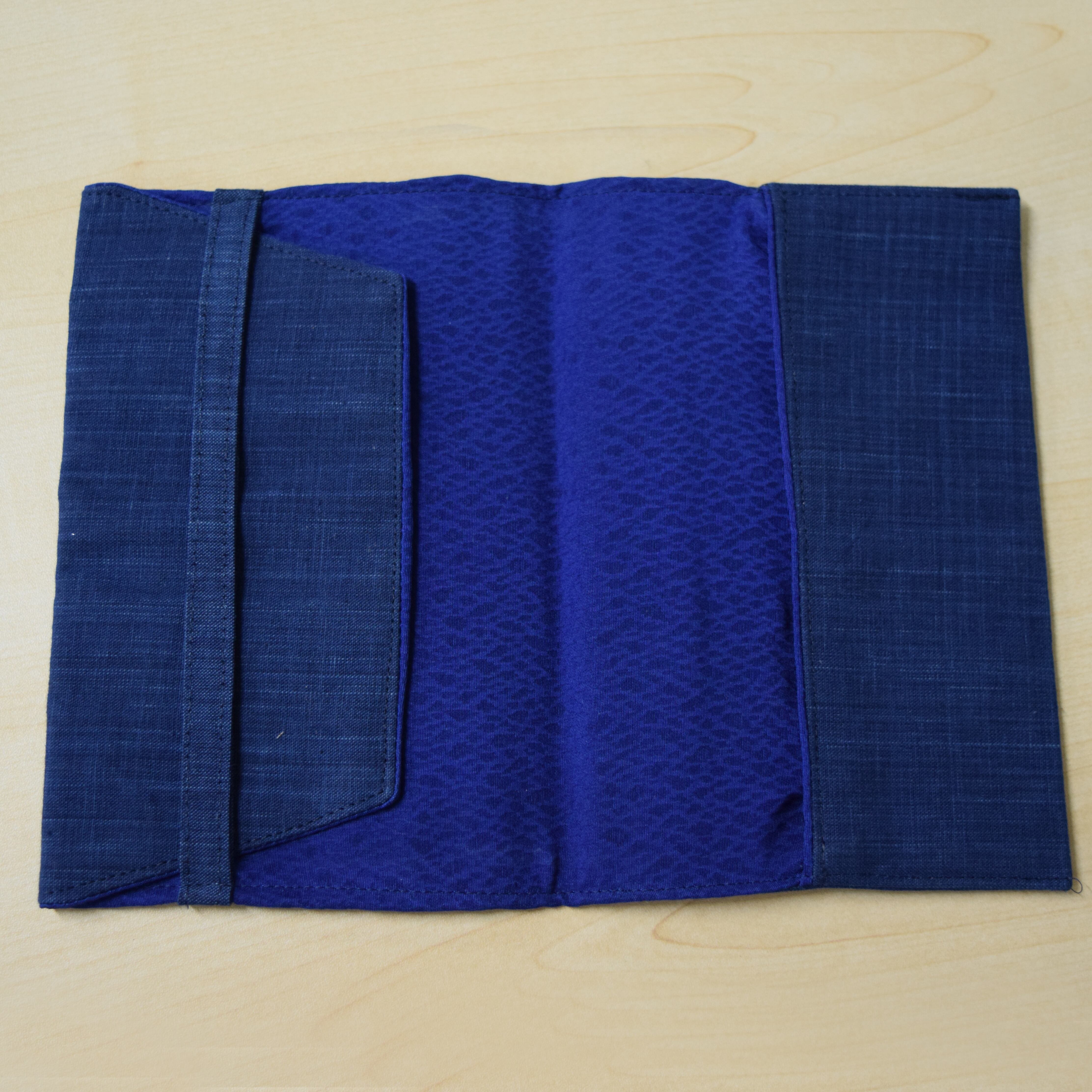 ブックカバー(新書サイズ) book cover(173mm×110mm) 【さっぽろアイヌ