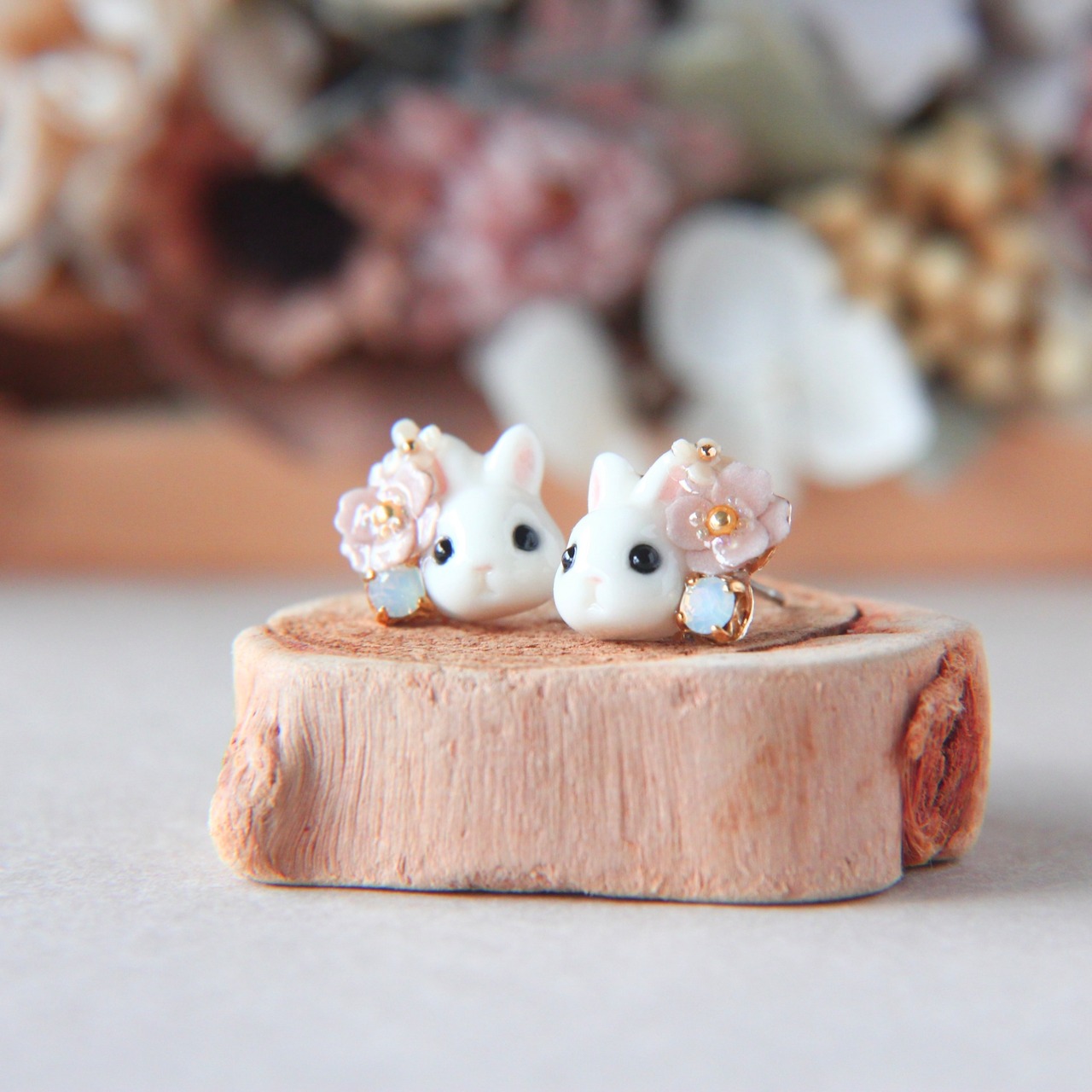 うさぎとポピーピアス/イヤリング
