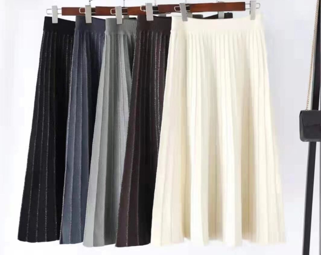 無地プリーツスカート　AJ11295-8805