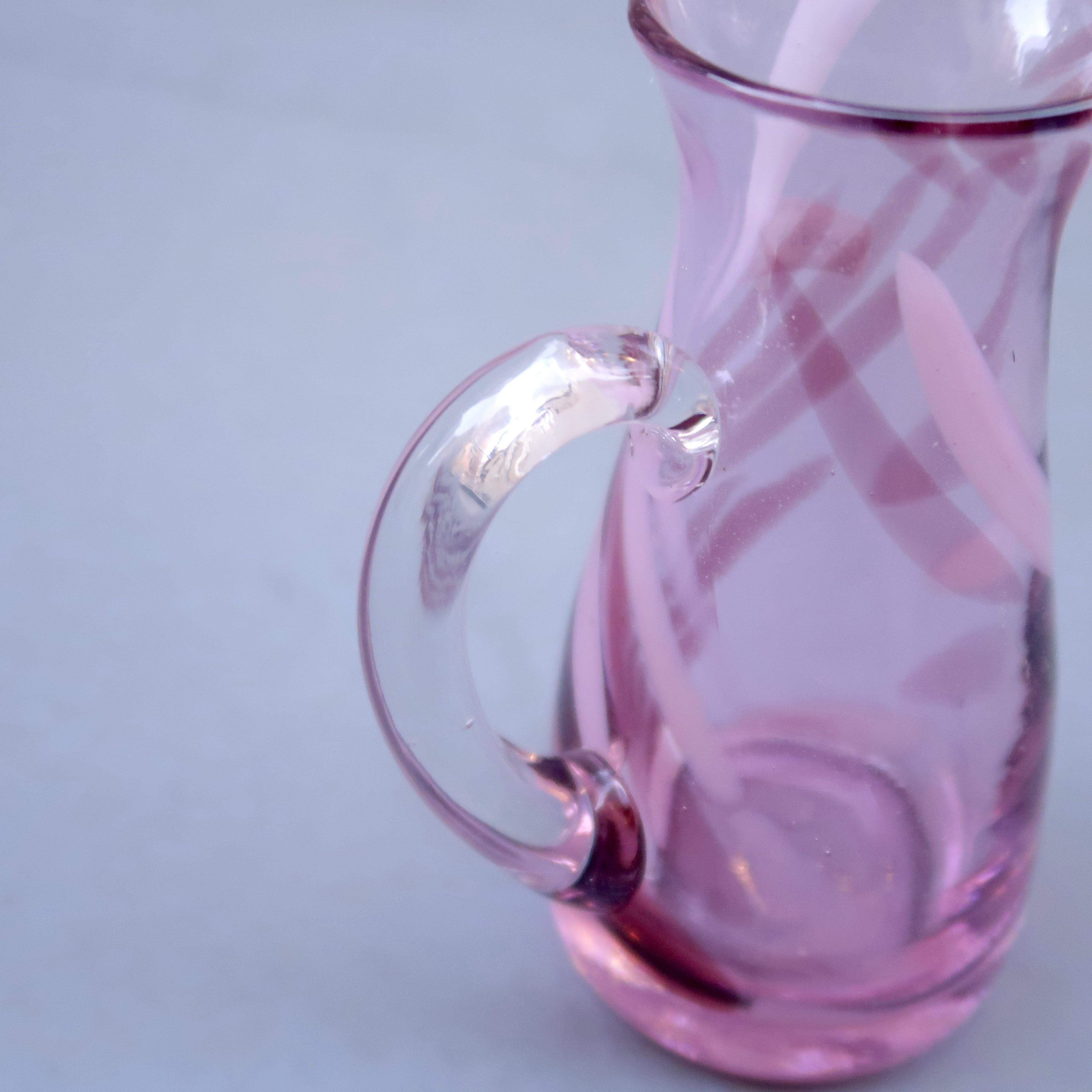 ピンクマーブルの水差し | SUISUI