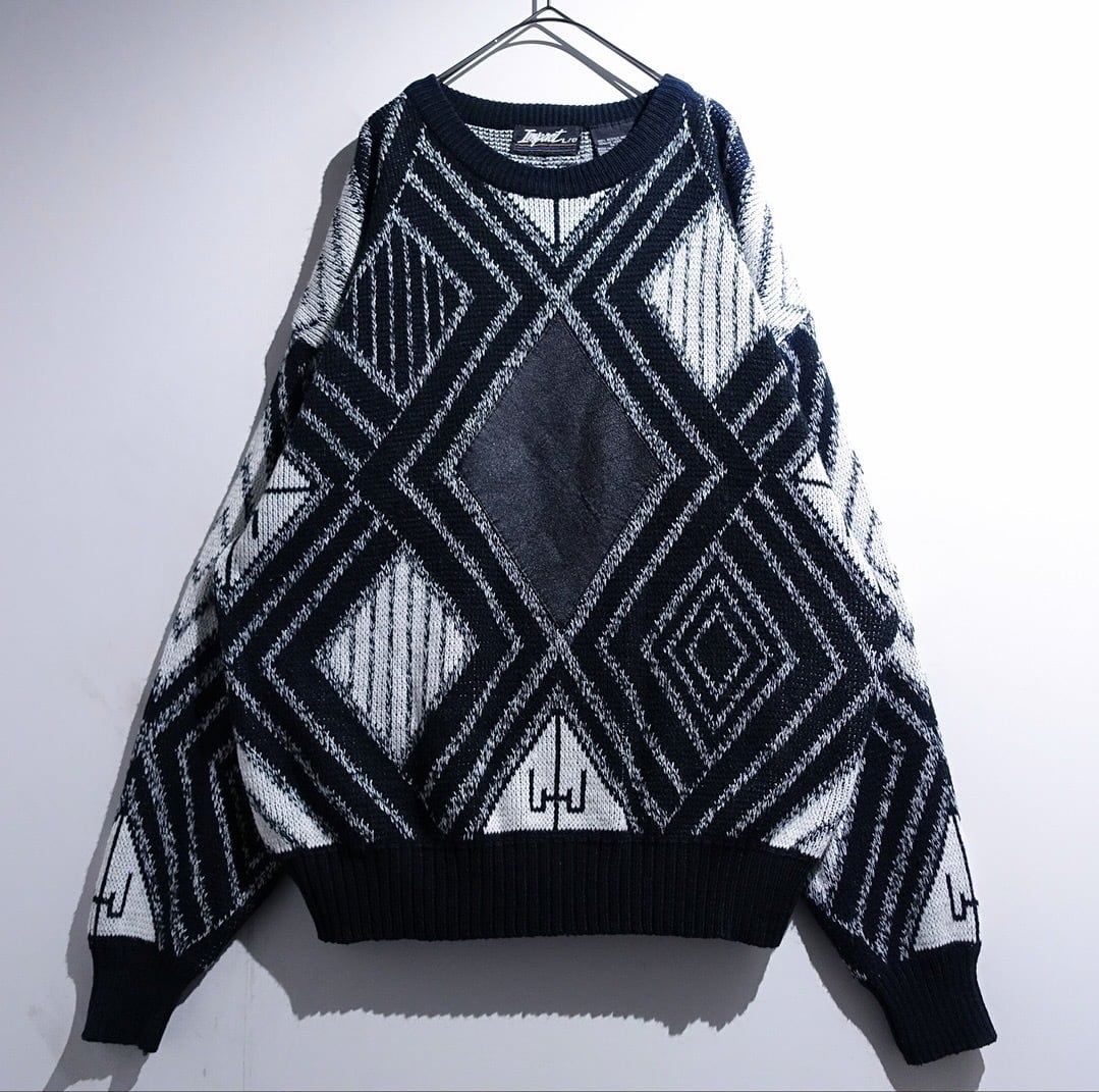 90s Monochrome Geometric Pattern Leather Switch Design Knit