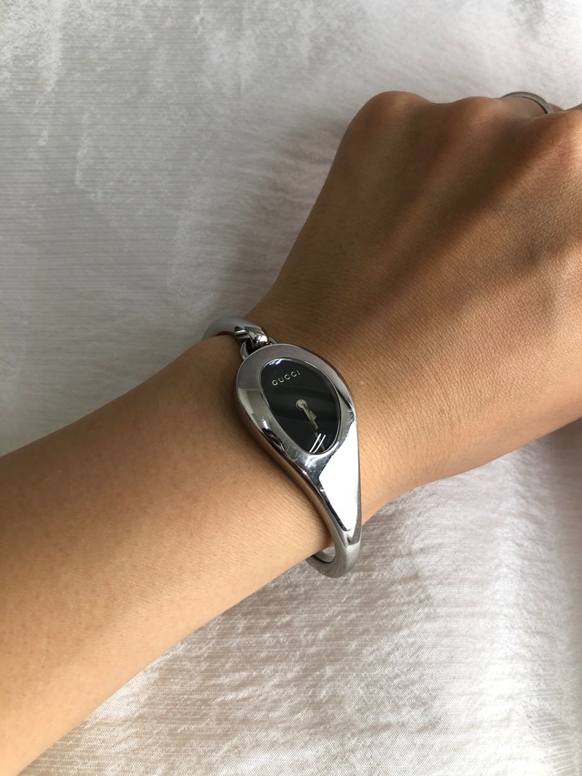 GUCCI グッチ 腕時計 シルバー オーバル バングル ステンレススチール 103 vintage ヴィンテージ オールド 5j8k5t