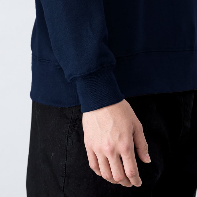 クルーネックスウェット【ネイビー】 刺繍ワッペン WEDNESDAY HYM CITY