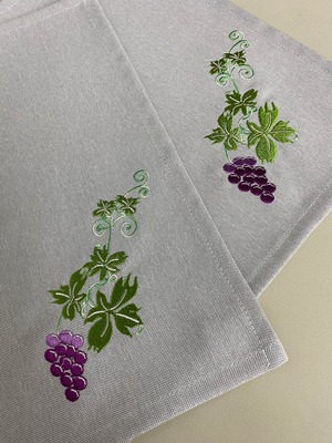 葡萄　刺繍　ティーマットランチョンマット　2枚セット