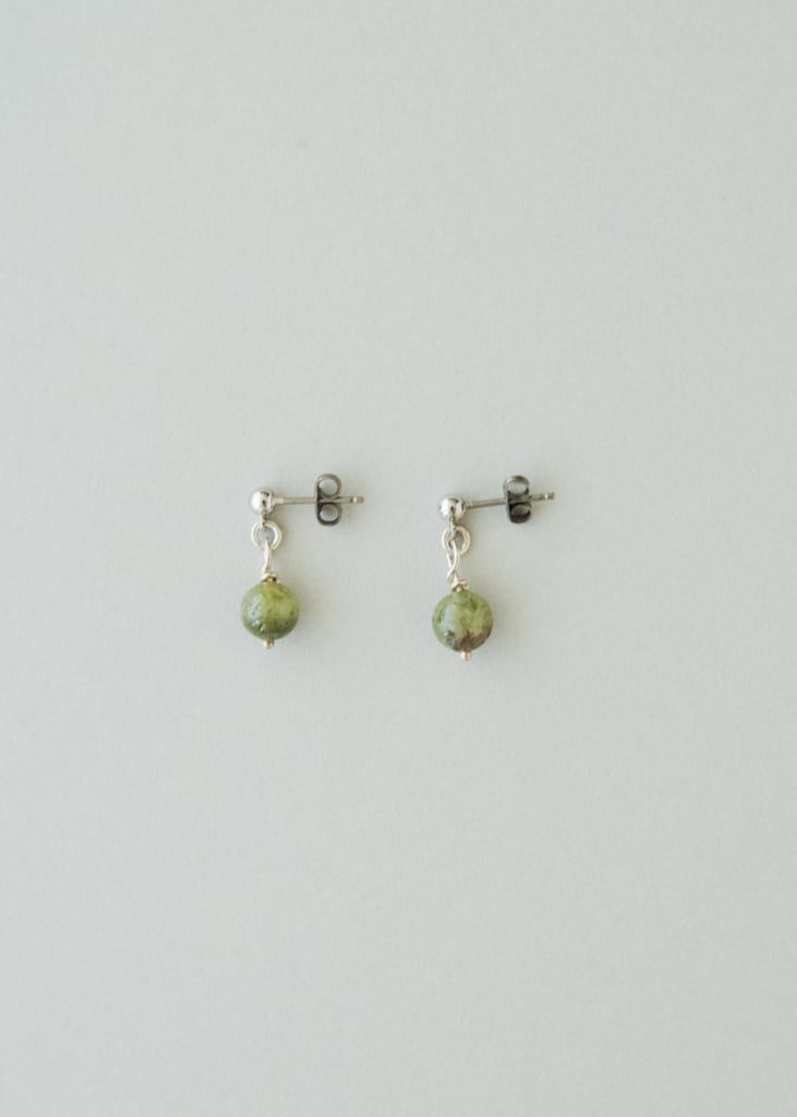 グリーンガーネット ピアス / 平井浩子