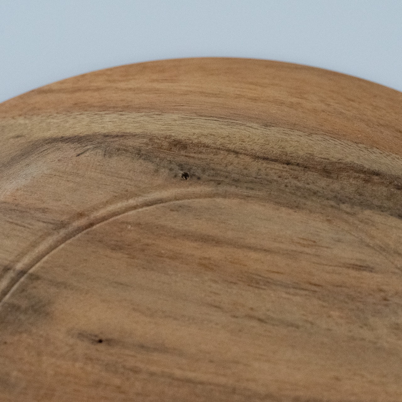 特別なパン皿｜古材を感じる稀有な個性｜スローニアの木