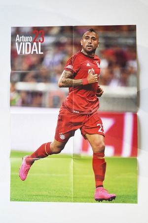 アルトゥーロ・ビダル/アンドレス・イニエスタ|サッカーポスター 大判 B2|2010年代 欧州スター選手