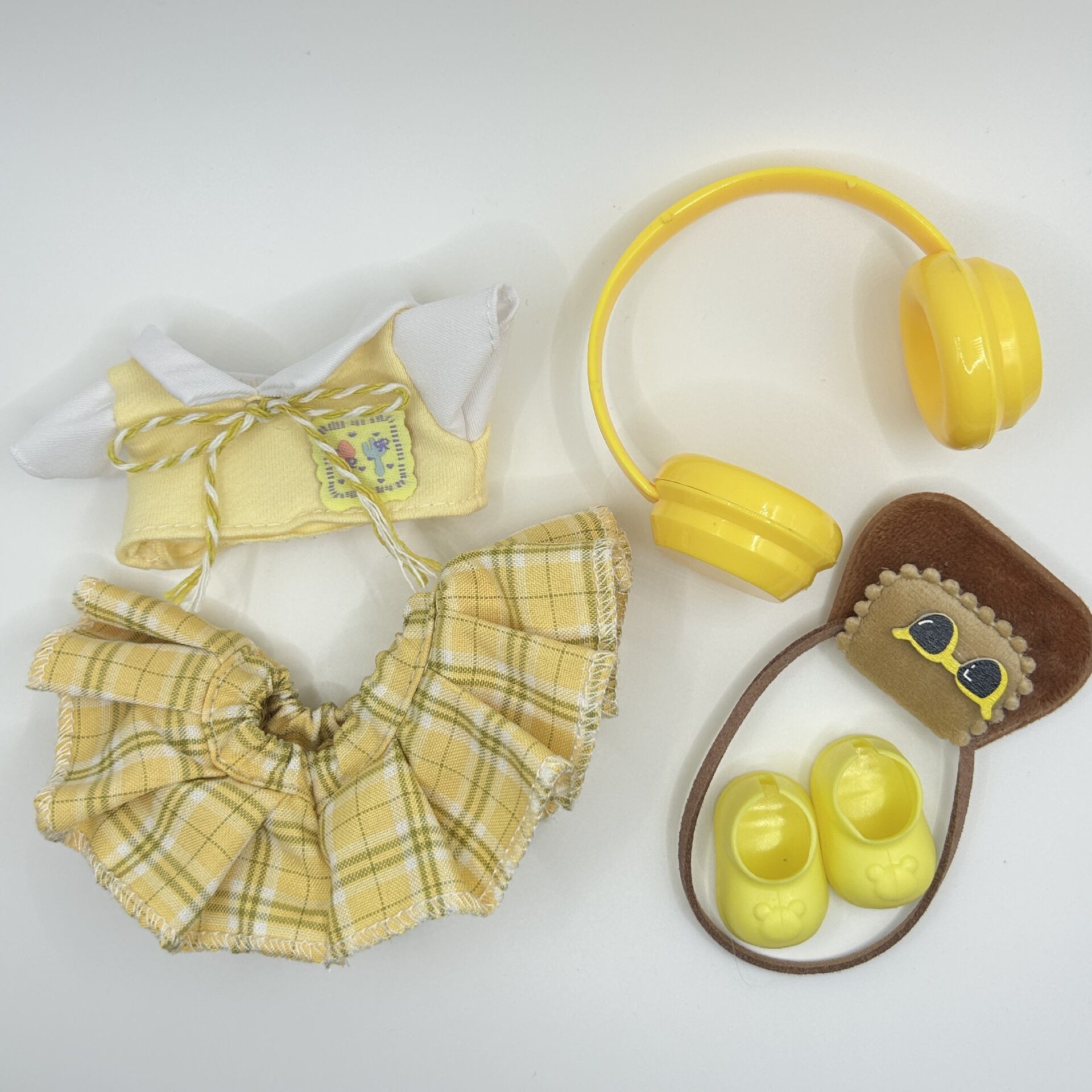 Labubu 1-3世代対応 学園風 トップス+チェックスカート+ヘッドホン+