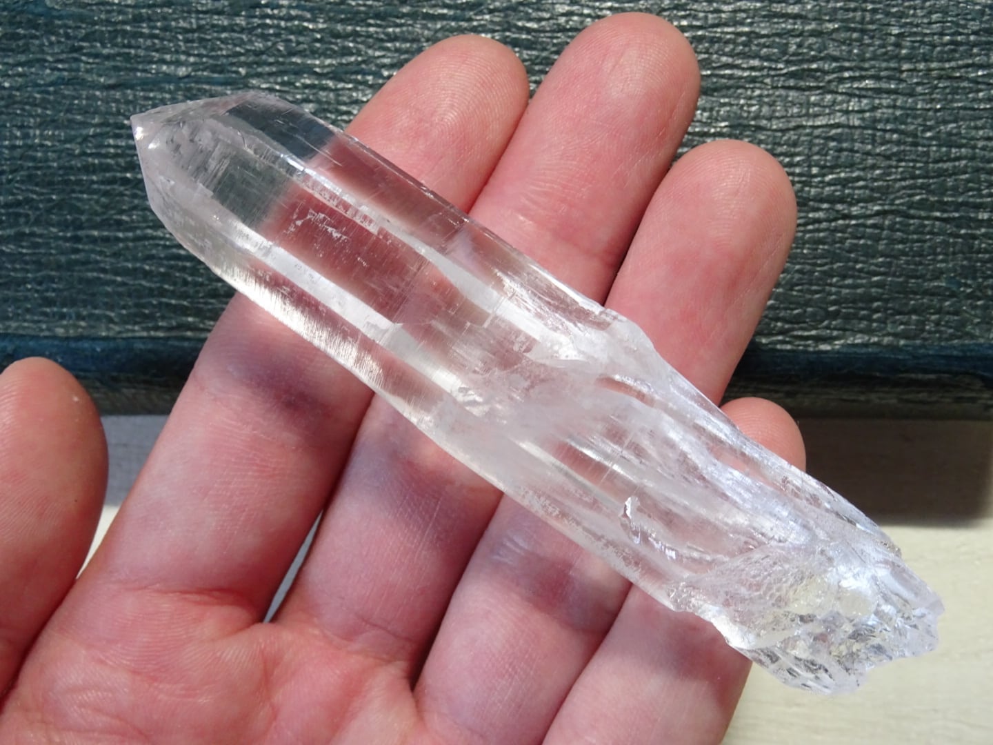 カイラス水晶（High Grade）~カイラス、水の女神~ | 虹石屋