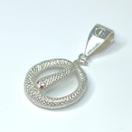 アルビノシシバナヘビペンダント