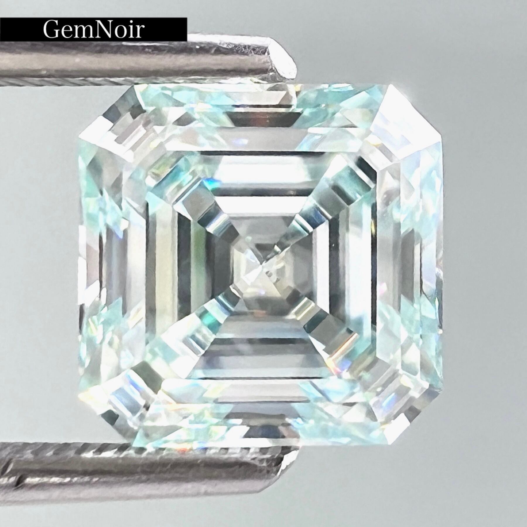 大粒エメラルドカット5.0ct相当※モアサナイト