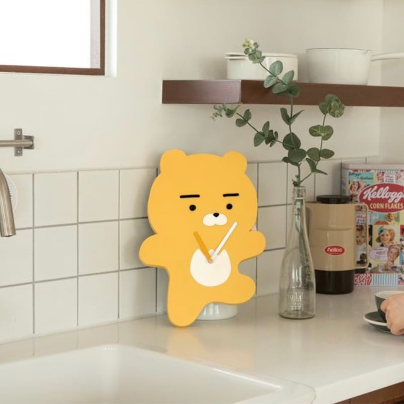 Kakao Friends Wall Clock 2types カカオフレンズ ライアン アピーチ ウォールクロック 壁掛け時計 公式 Tokki Maeul トッキマウル 韓国雑貨通販サイト